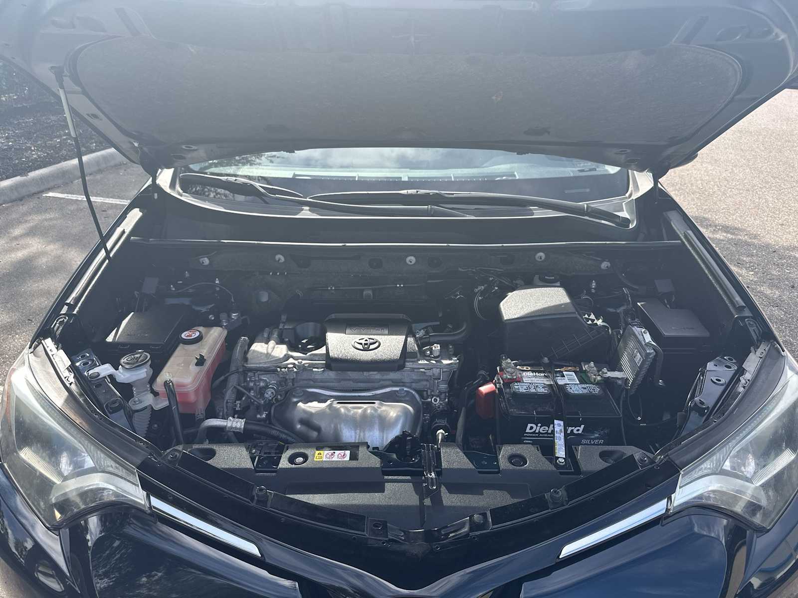 Thumbnail: 2018 Toyota RAV4 - 13