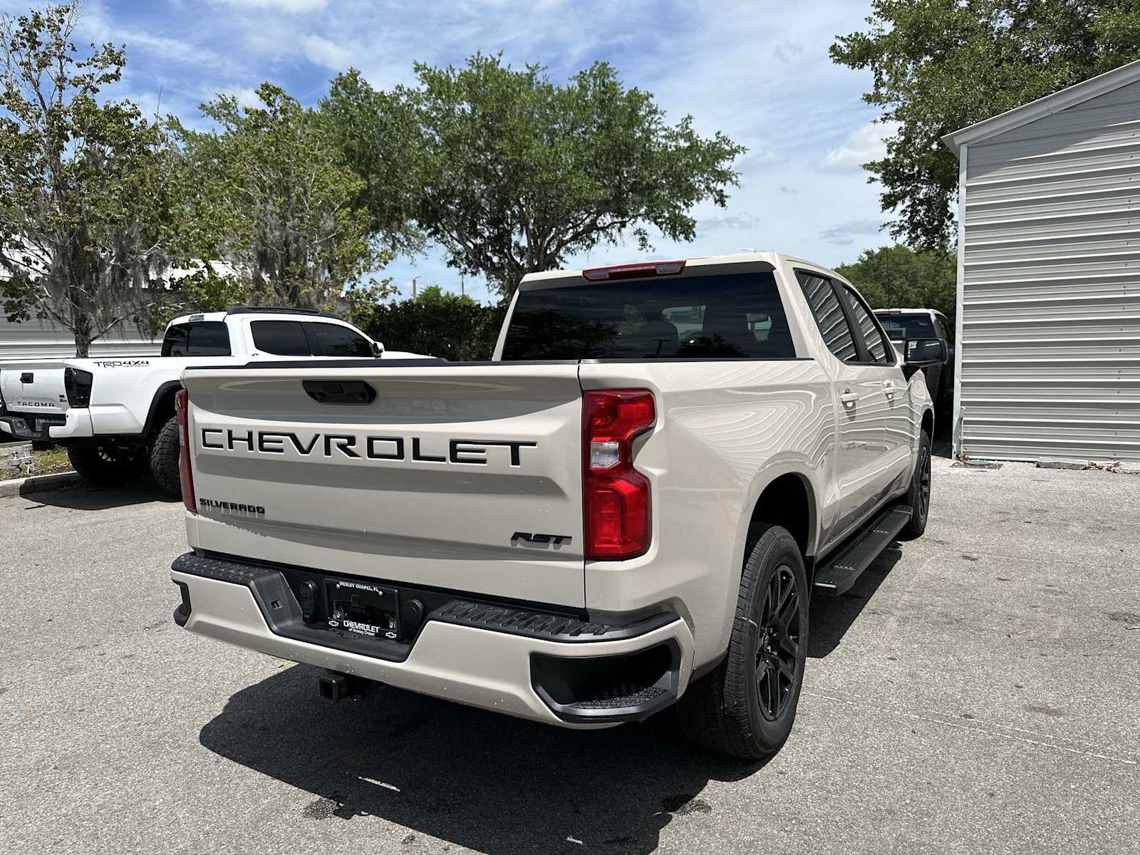 Thumbnail: 2026 Chevrolet Silverado 1500 - 6