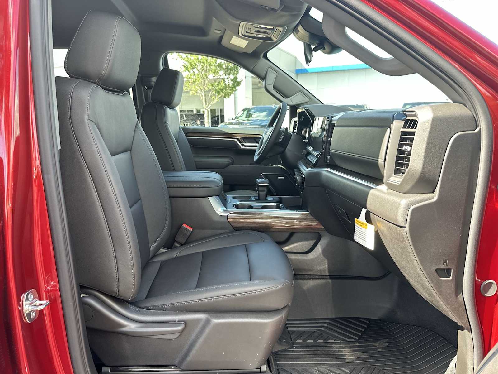 Thumbnail: 2026 Chevrolet Silverado 1500 - 19
