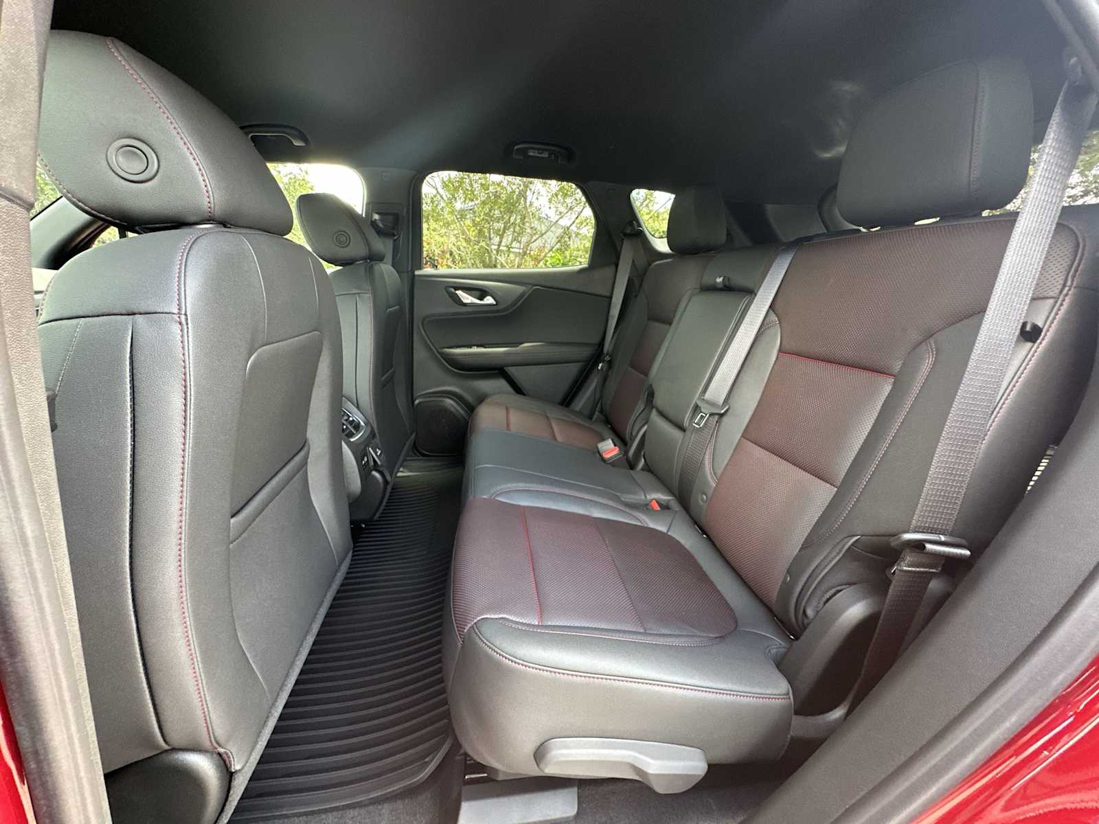 Thumbnail: 2025 Chevrolet Blazer - 17