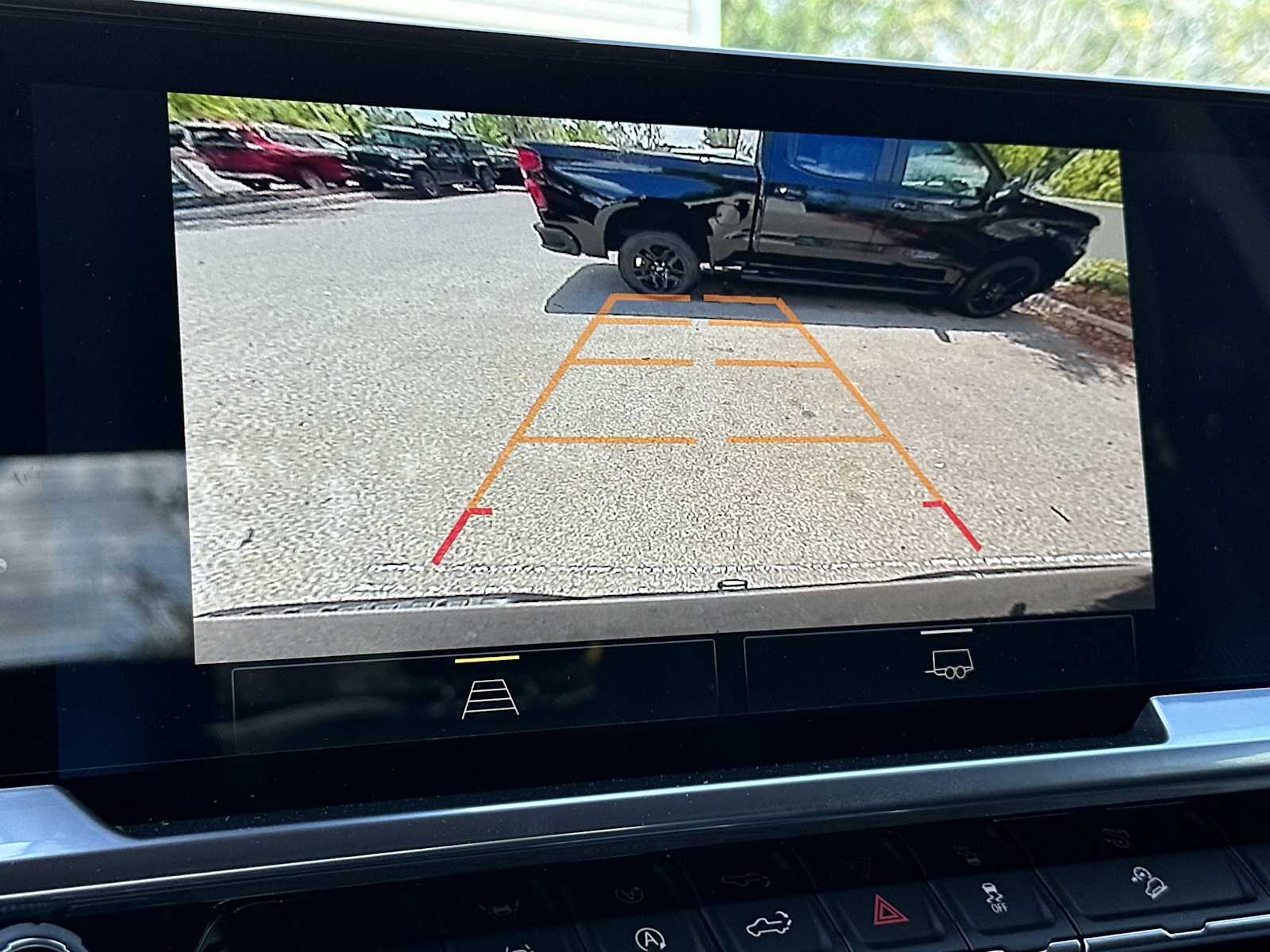 Thumbnail: 2026 Chevrolet Silverado 1500 - 22