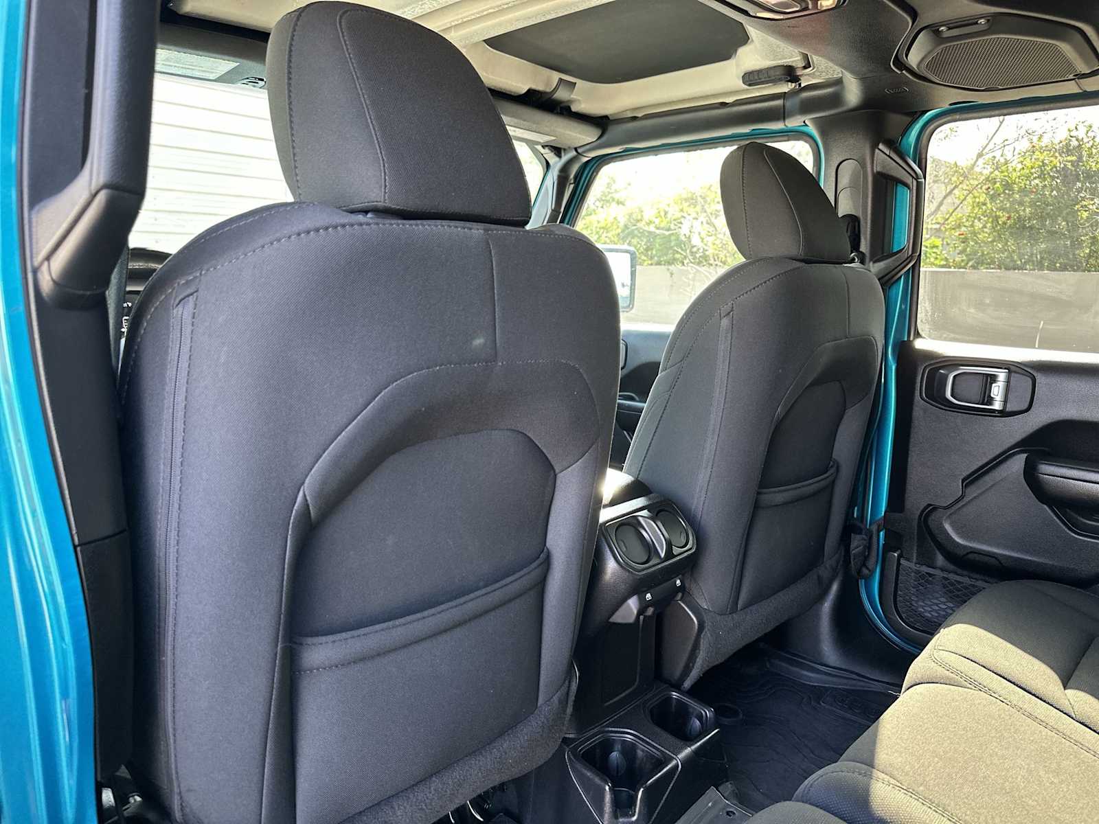 Thumbnail: 2019 Jeep Wrangler - 16