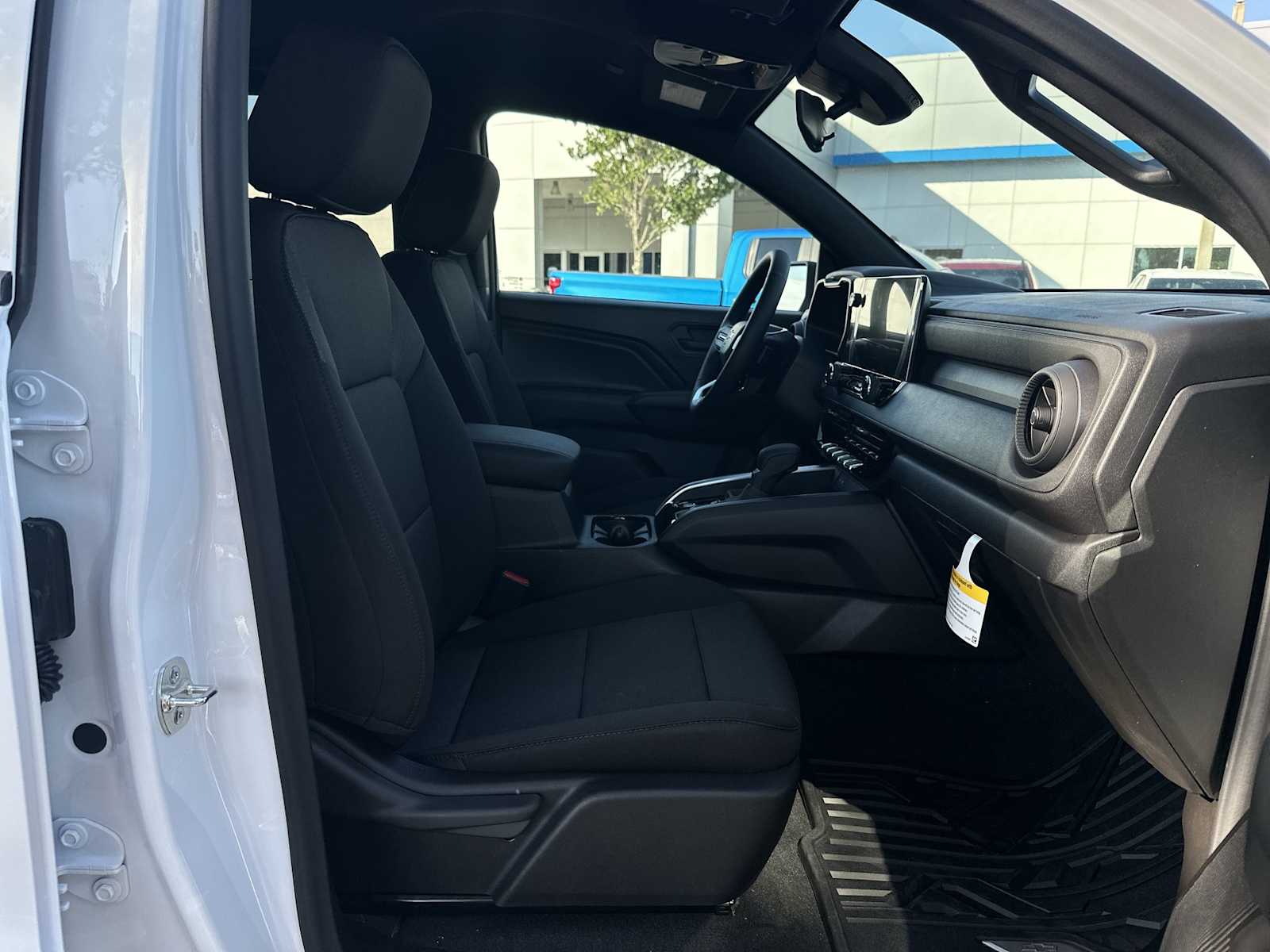 Thumbnail: 2026 Chevrolet Colorado - 19