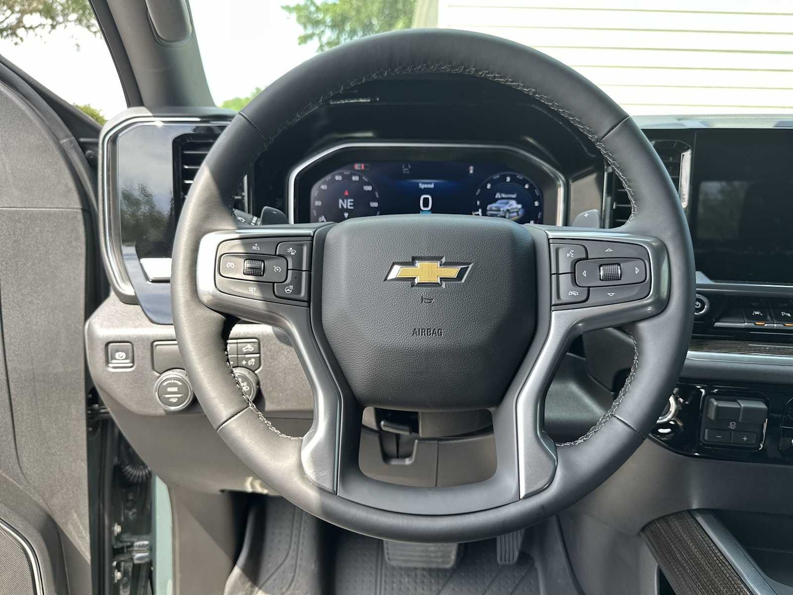 Thumbnail: 2026 Chevrolet Silverado 1500 - 20