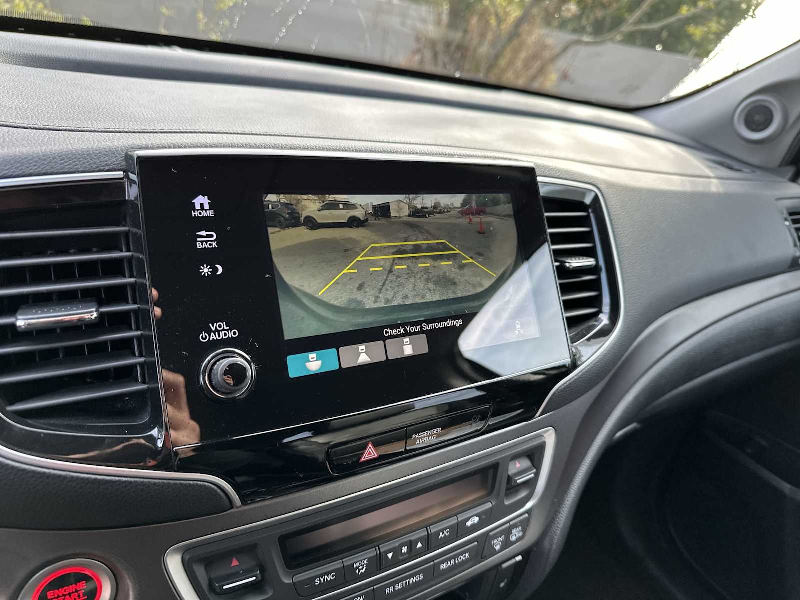 Thumbnail: 2020 Honda Pilot - 22