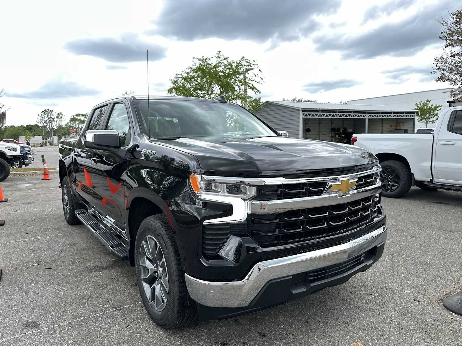 Thumbnail: 2026 Chevrolet Silverado 1500 - 8