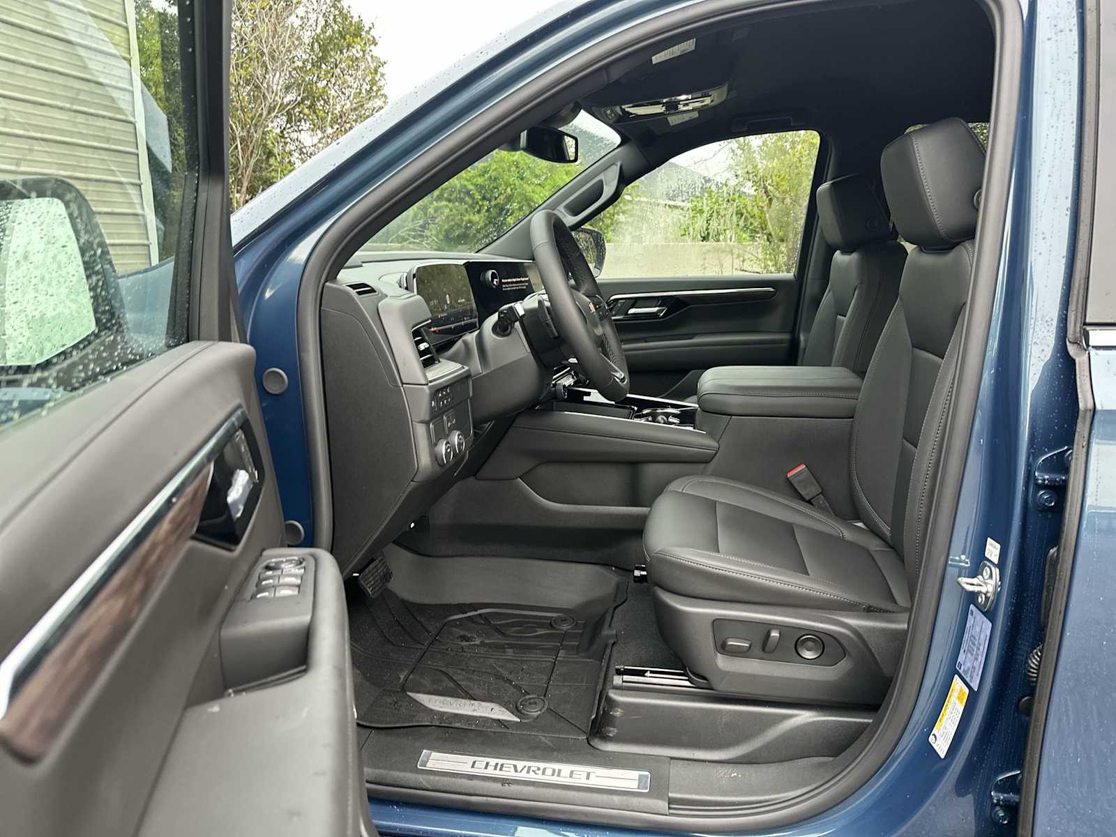 Thumbnail: 2026 Chevrolet Tahoe - 2
