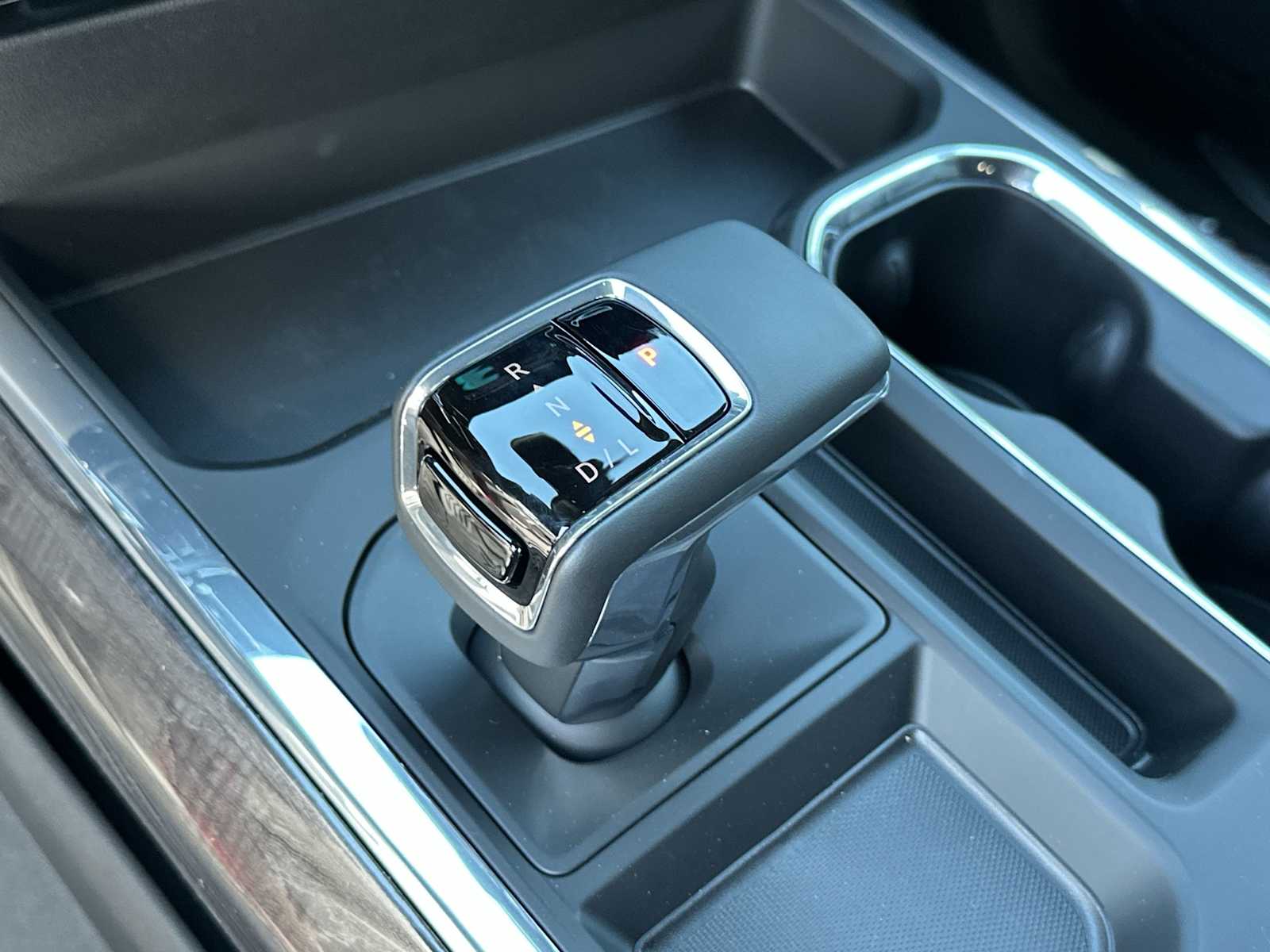 Thumbnail: 2026 Chevrolet Silverado 1500 - 24