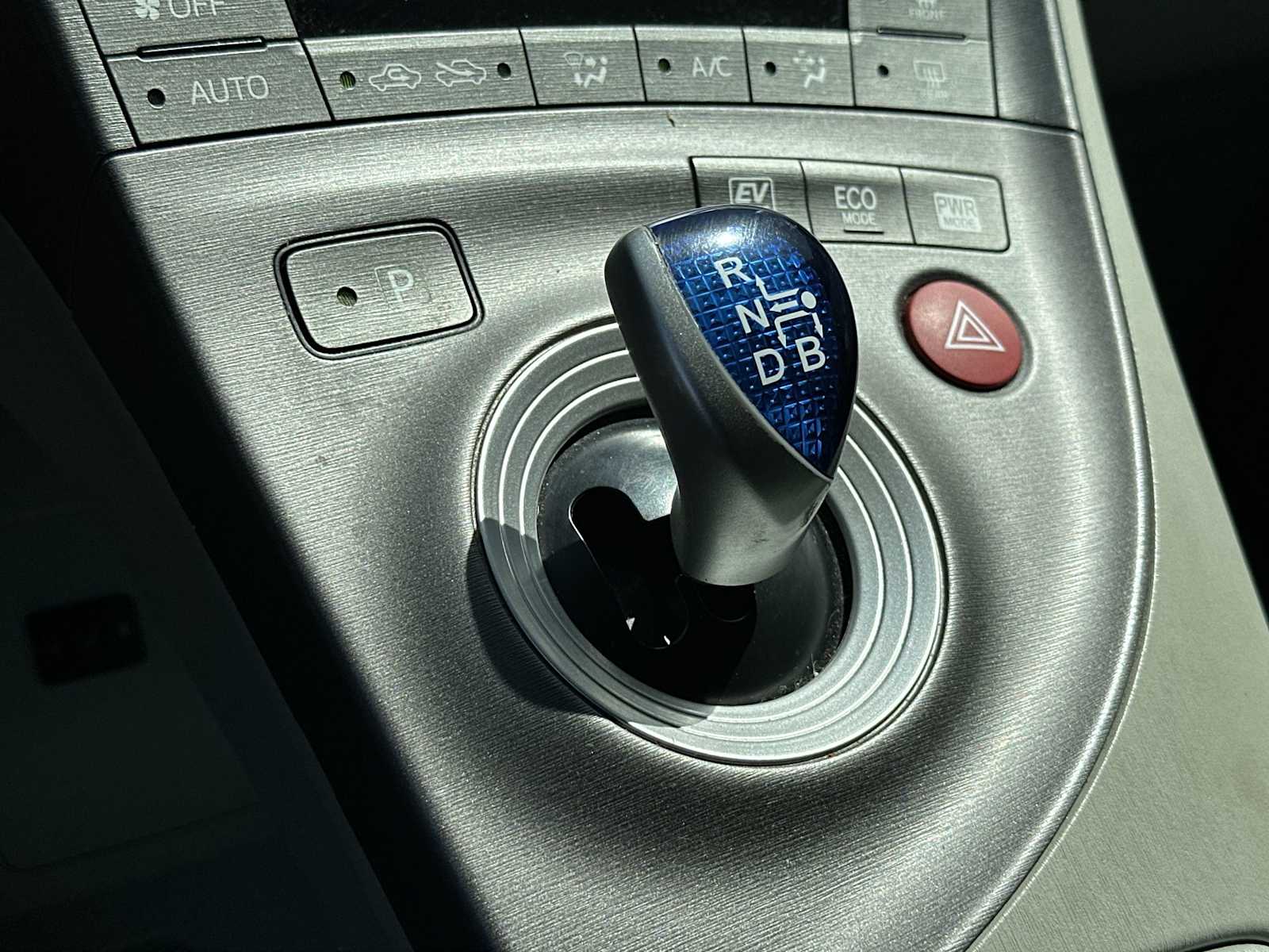 Thumbnail: 2013 Toyota Prius - 22