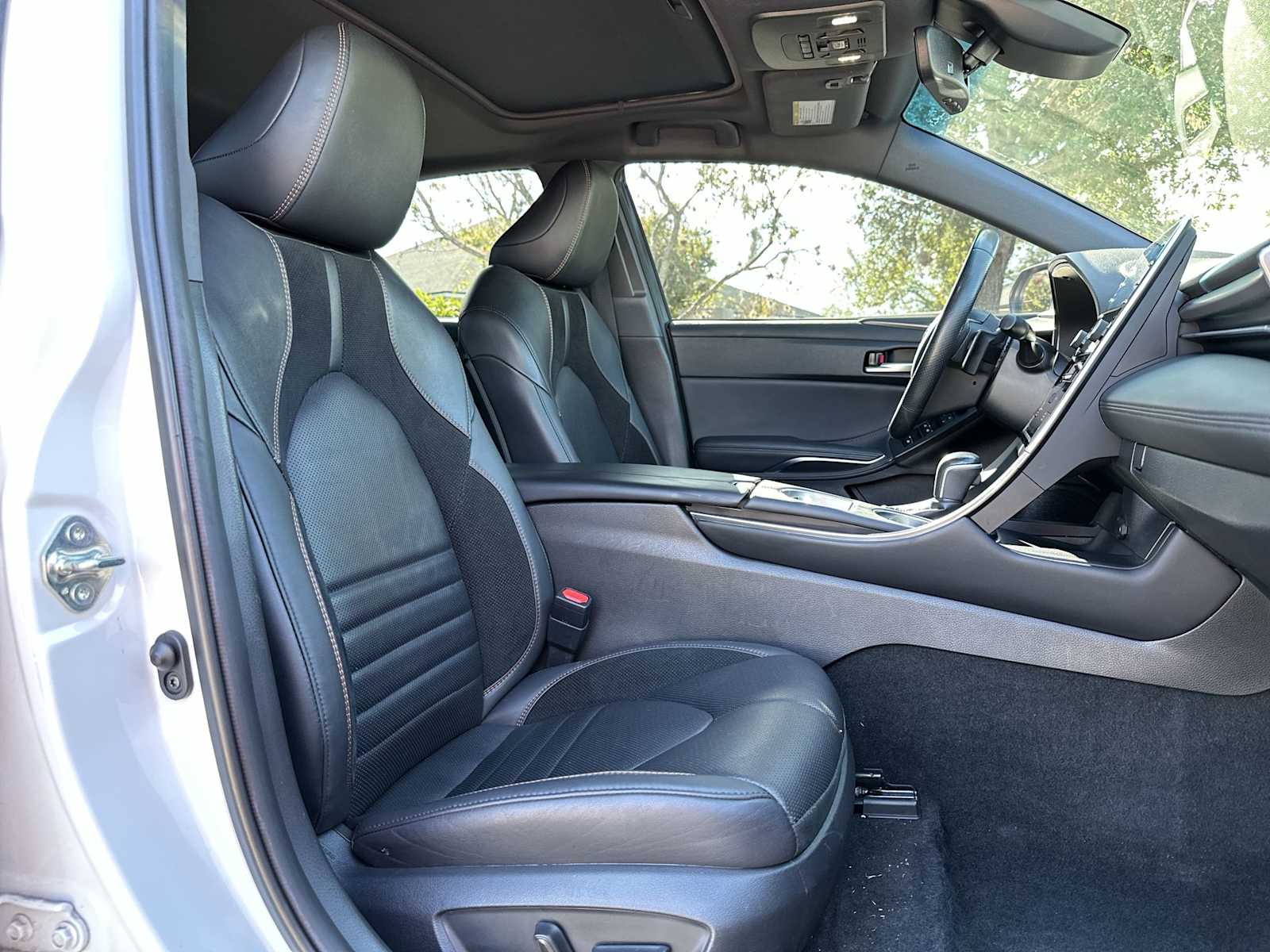 Thumbnail: 2021 Toyota Avalon - 19