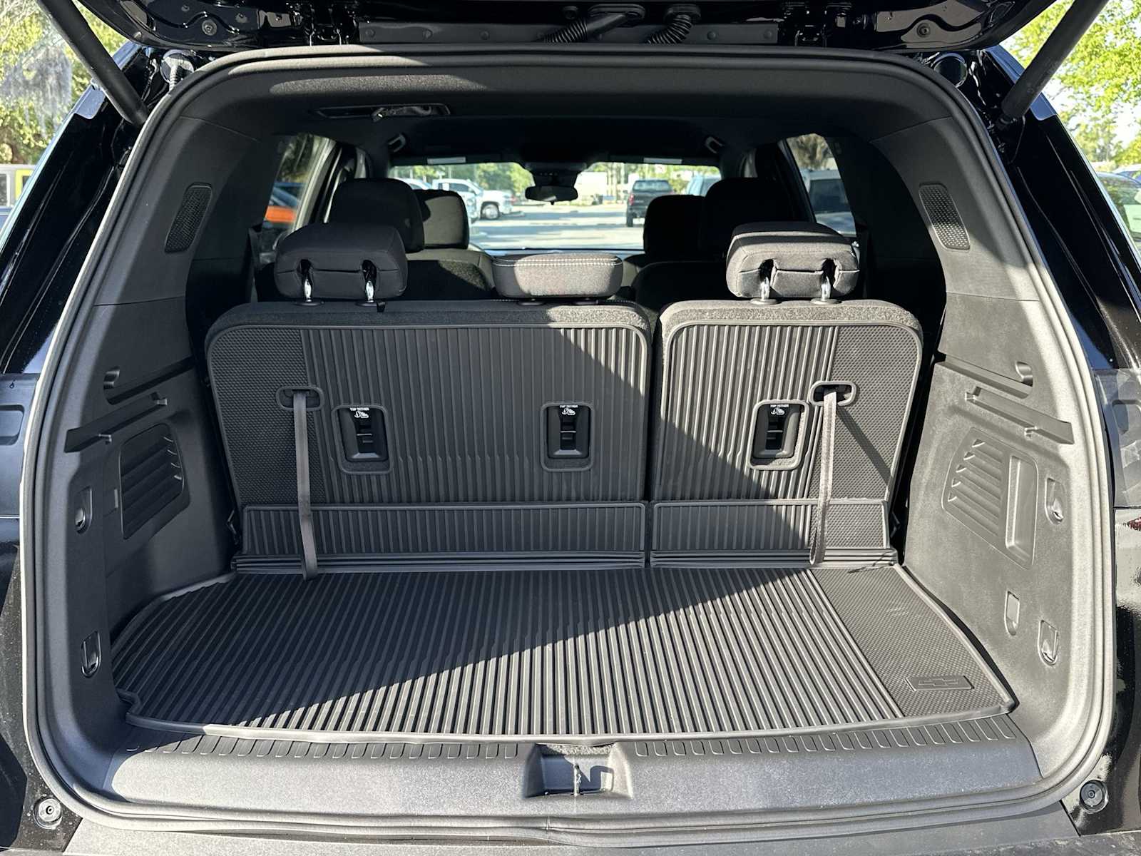 Thumbnail: 2026 Chevrolet Traverse - 25