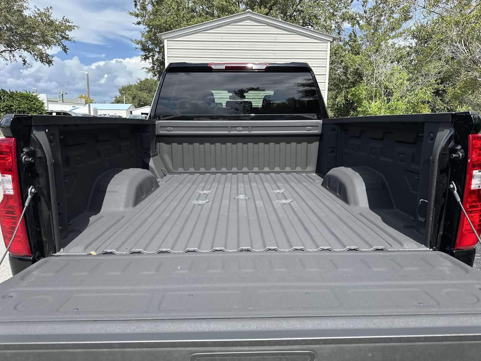 Thumbnail: 2025 Chevrolet Silverado 2500 - 25