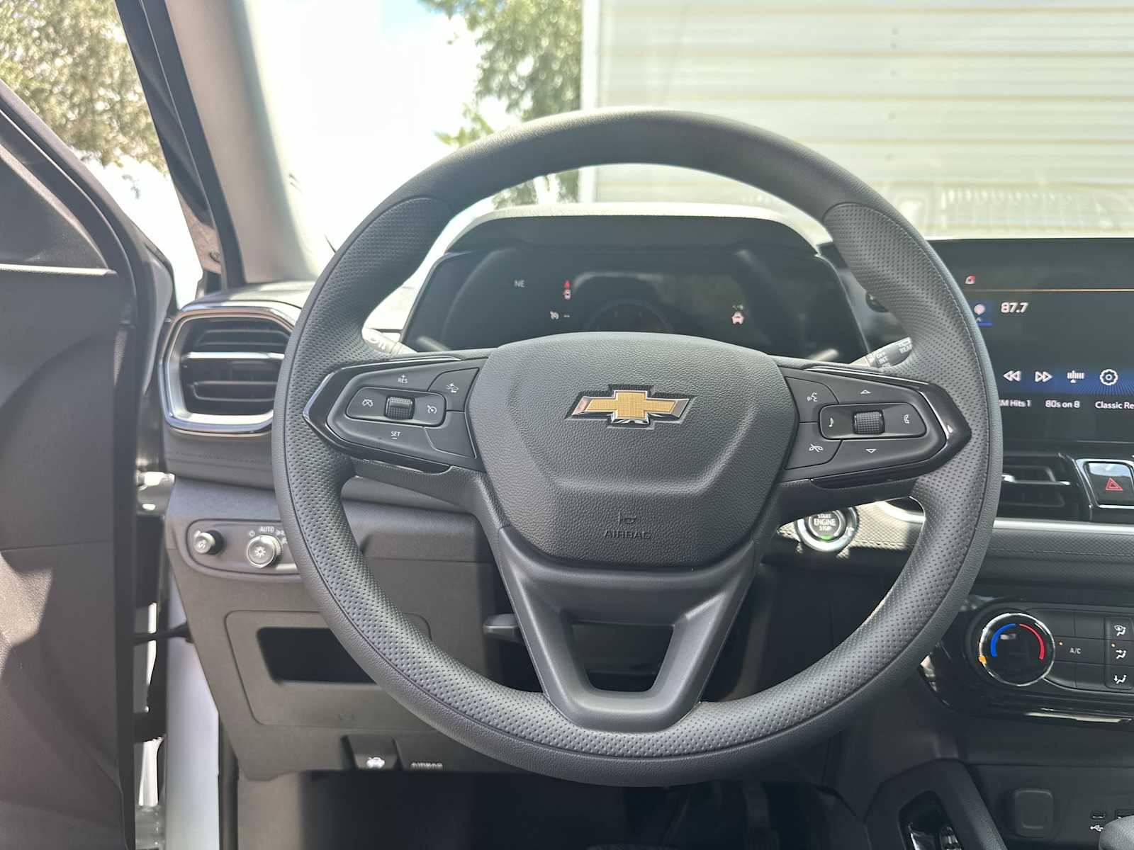 Thumbnail: 2026 Chevrolet TrailBlazer - 20