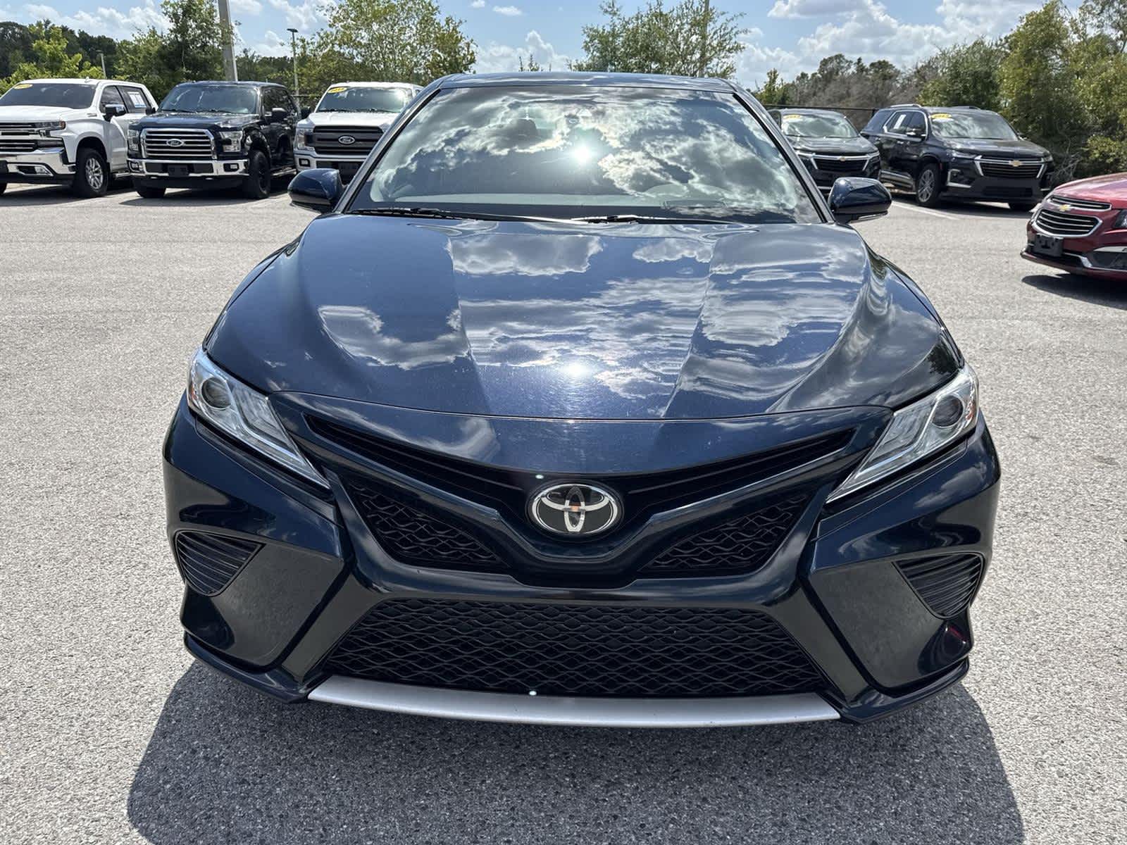 2020 Toyota Camry XSE 4