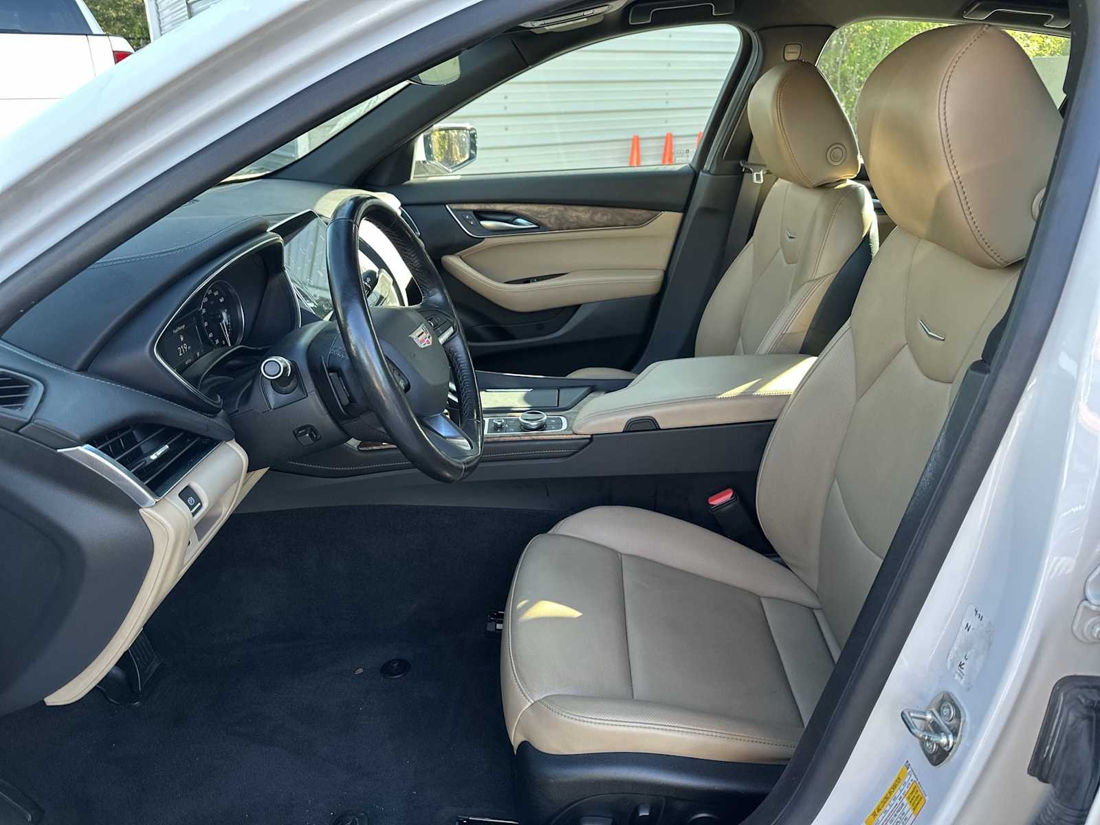 Thumbnail: 2024 Cadillac CT5 - 15