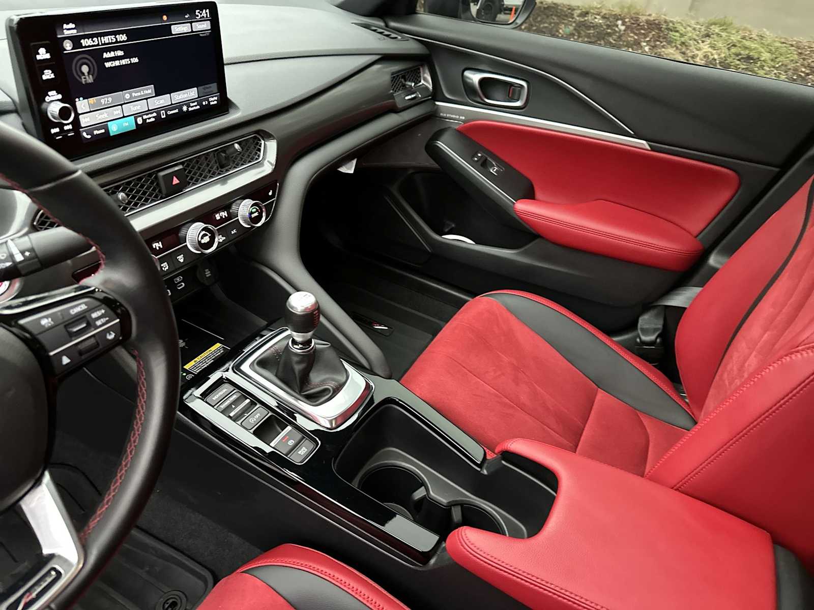 Thumbnail: 2023 Acura Integra - 23