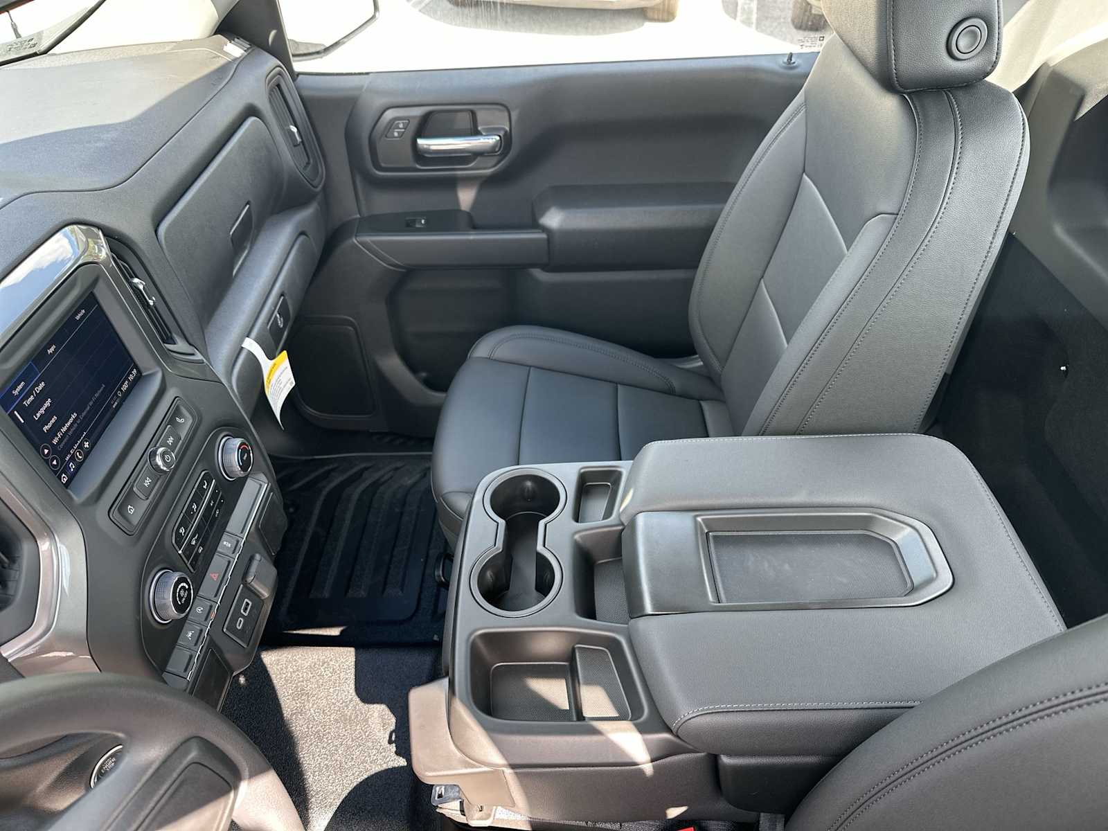 Thumbnail: 2025 Chevrolet Silverado 1500 - 21