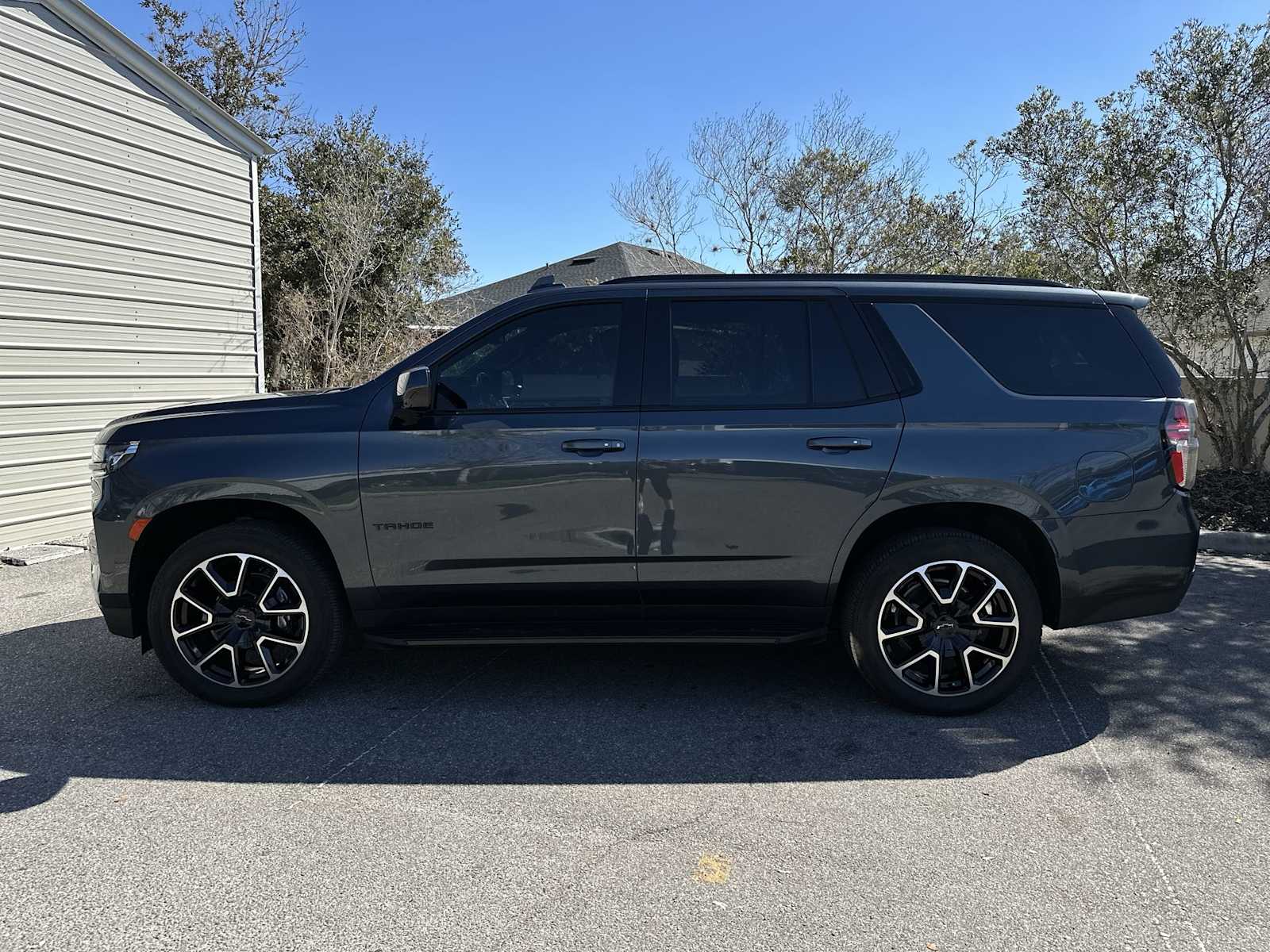 Thumbnail: 2021 Chevrolet Tahoe - 19