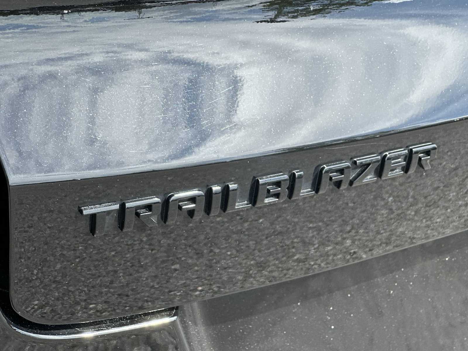 Thumbnail: 2023 Chevrolet TrailBlazer - 11