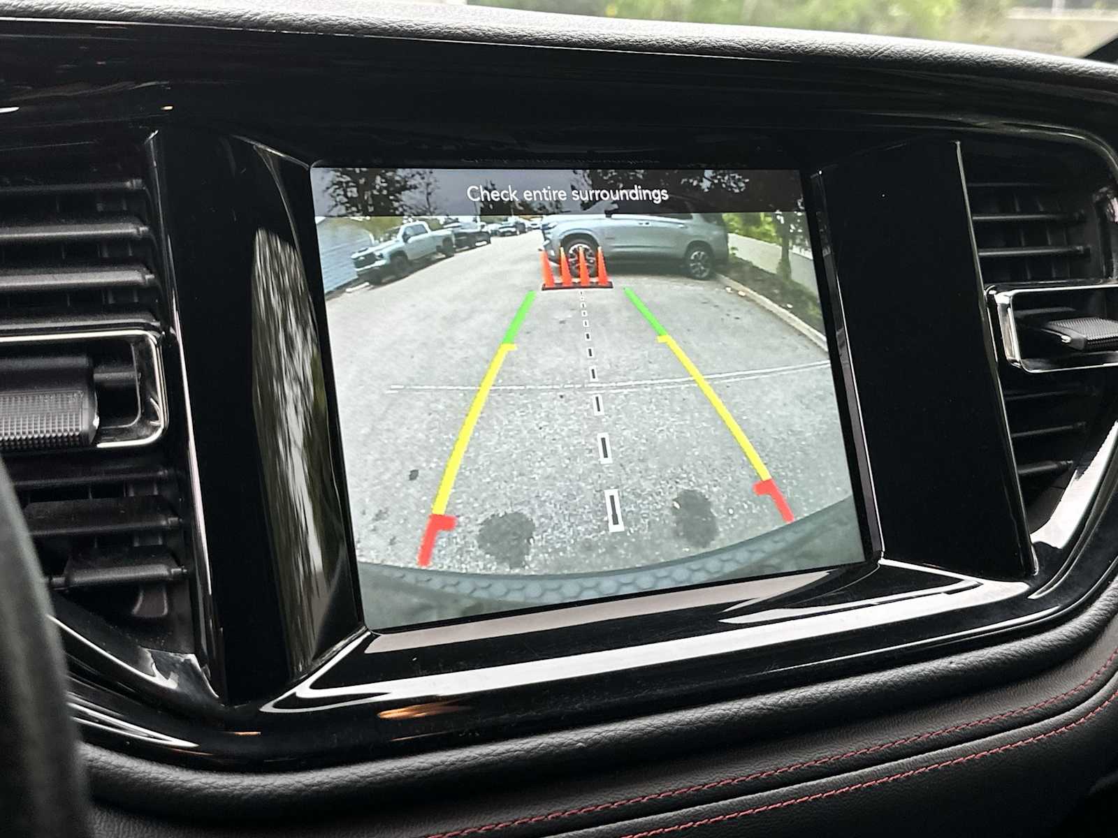 Thumbnail: 2023 Dodge Durango - 22