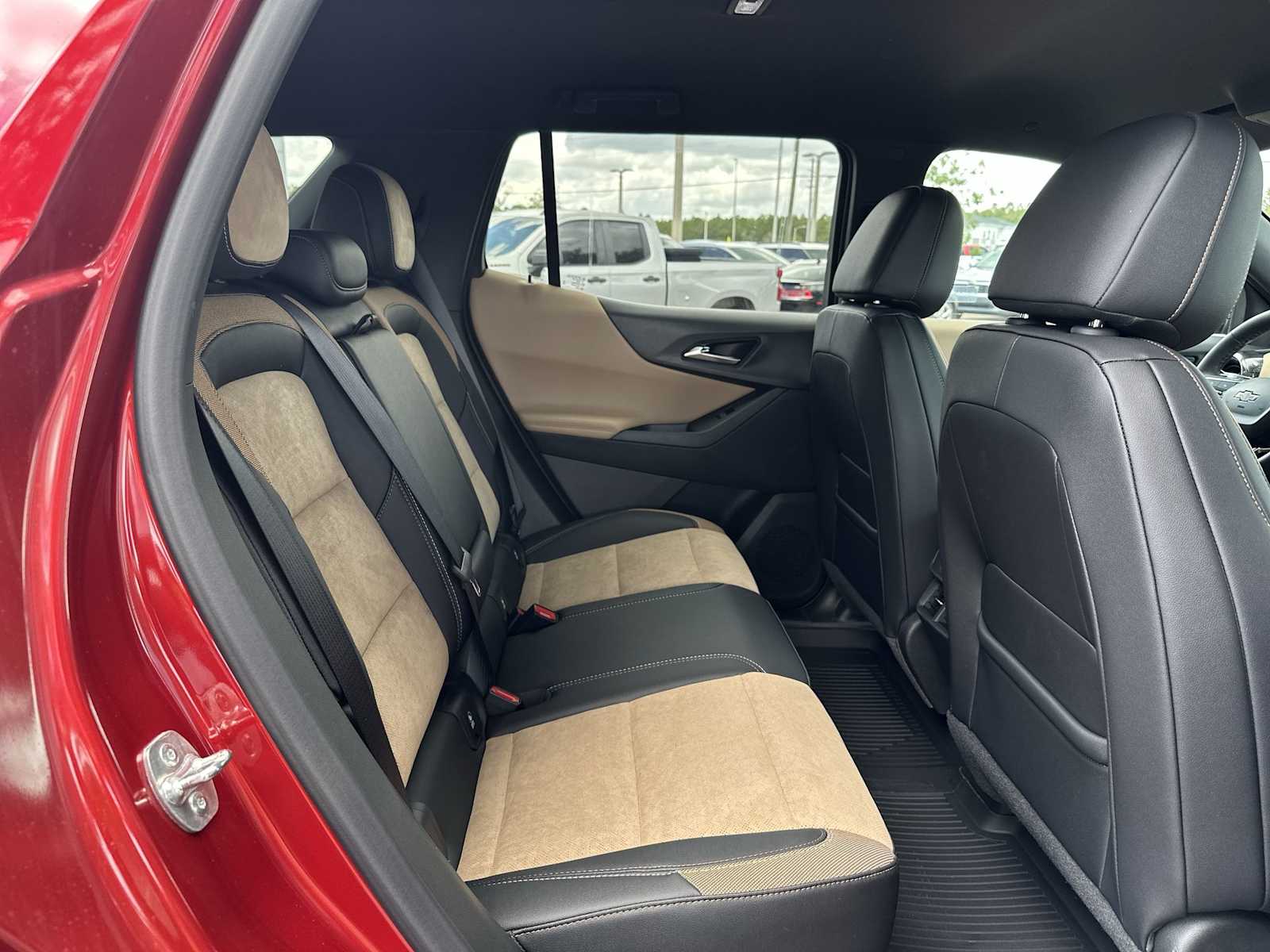 Thumbnail: 2026 Chevrolet Equinox - 18