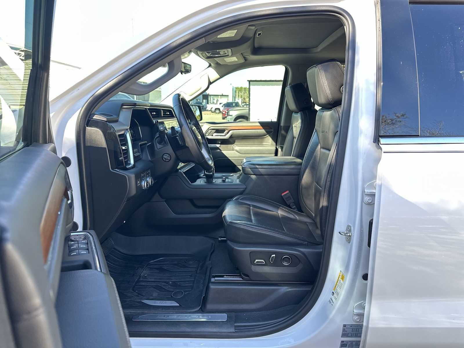 Thumbnail: 2024 GMC Sierra 1500 - 2