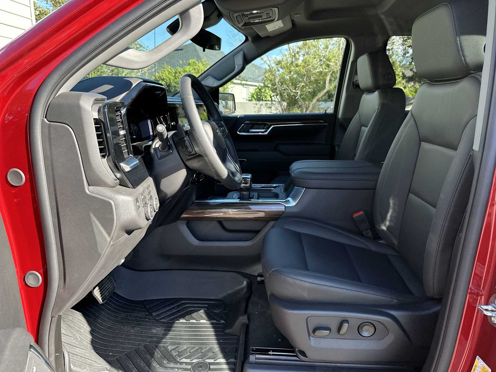 Thumbnail: 2026 Chevrolet Silverado 1500 - 15