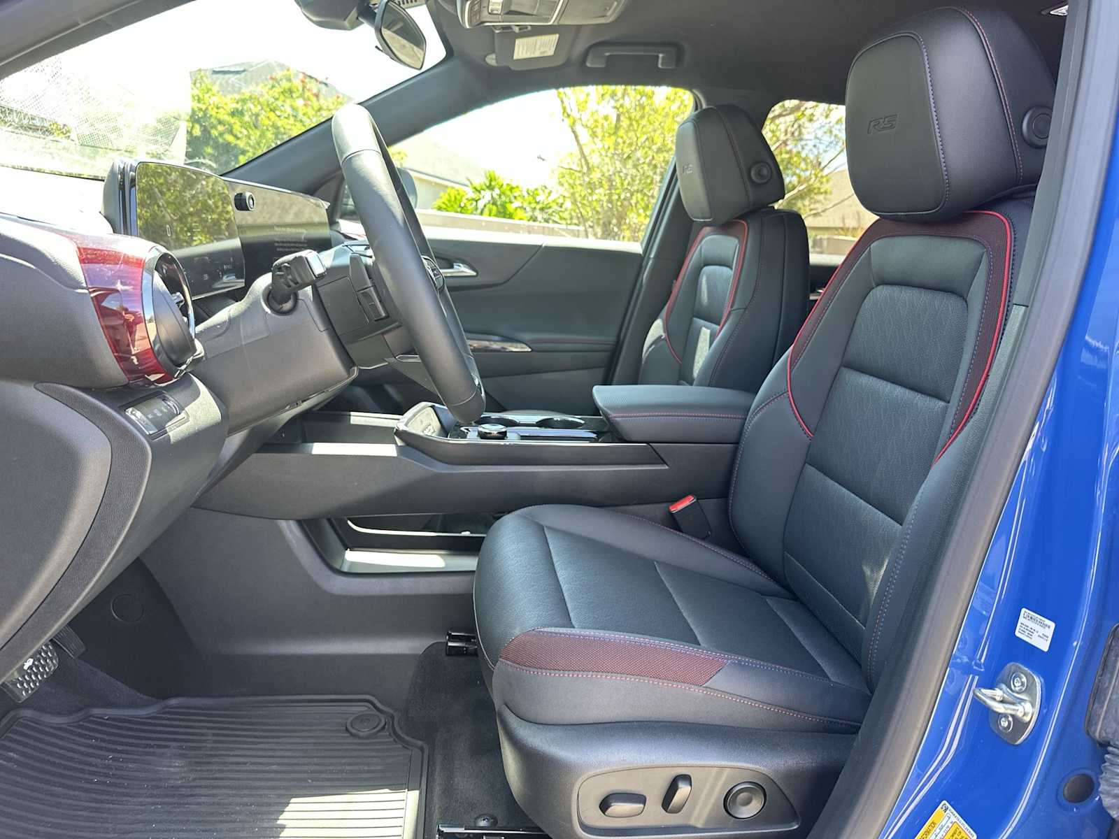 Thumbnail: 2026 Chevrolet Equinox - 15