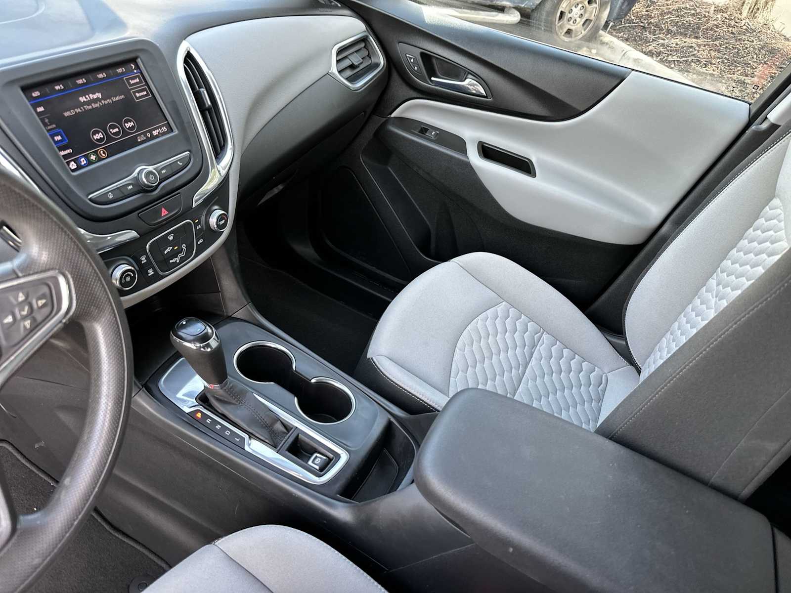 Thumbnail: 2020 Chevrolet Equinox - 21