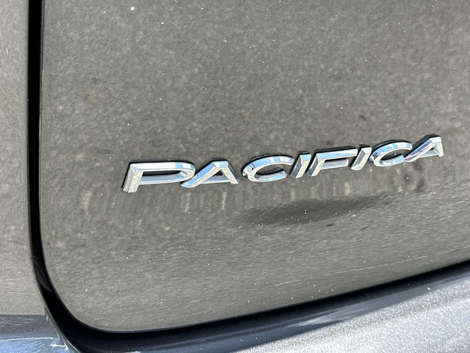 Thumbnail: 2023 Chrysler Pacifica - 11