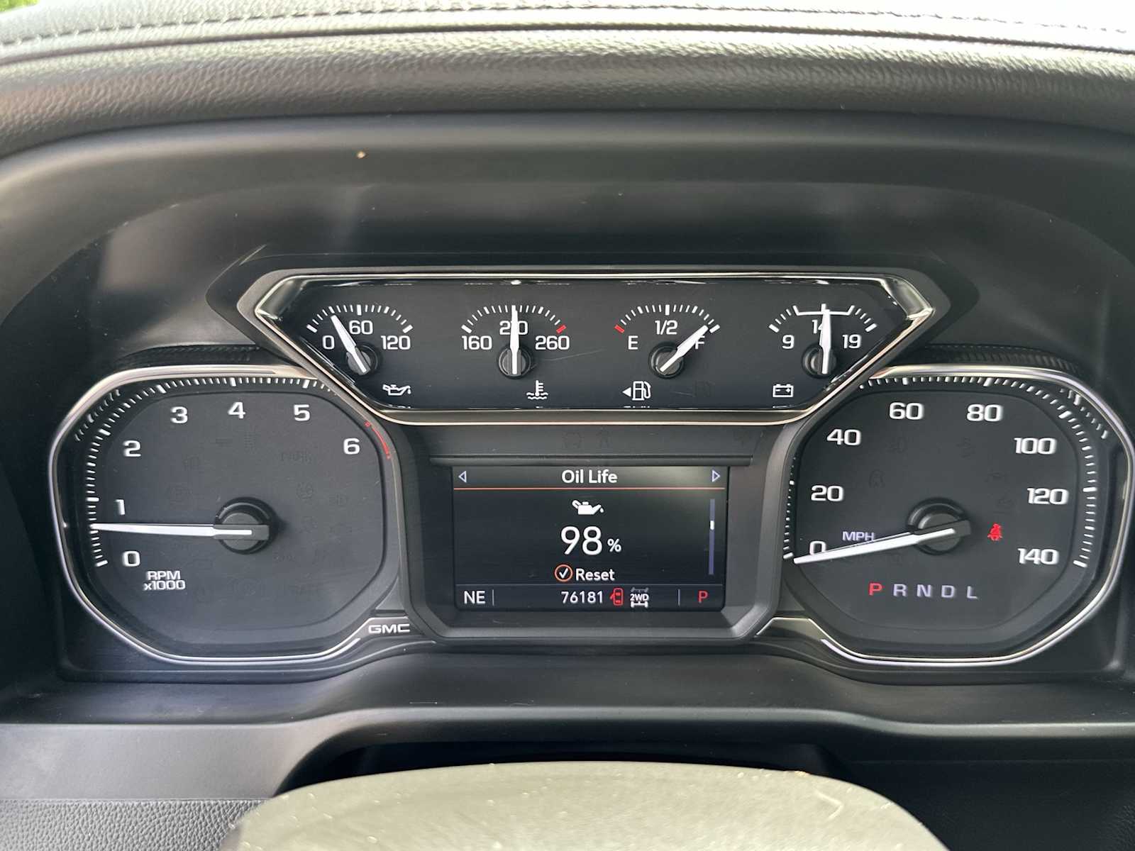 Thumbnail: 2022 GMC Sierra 1500 - 24