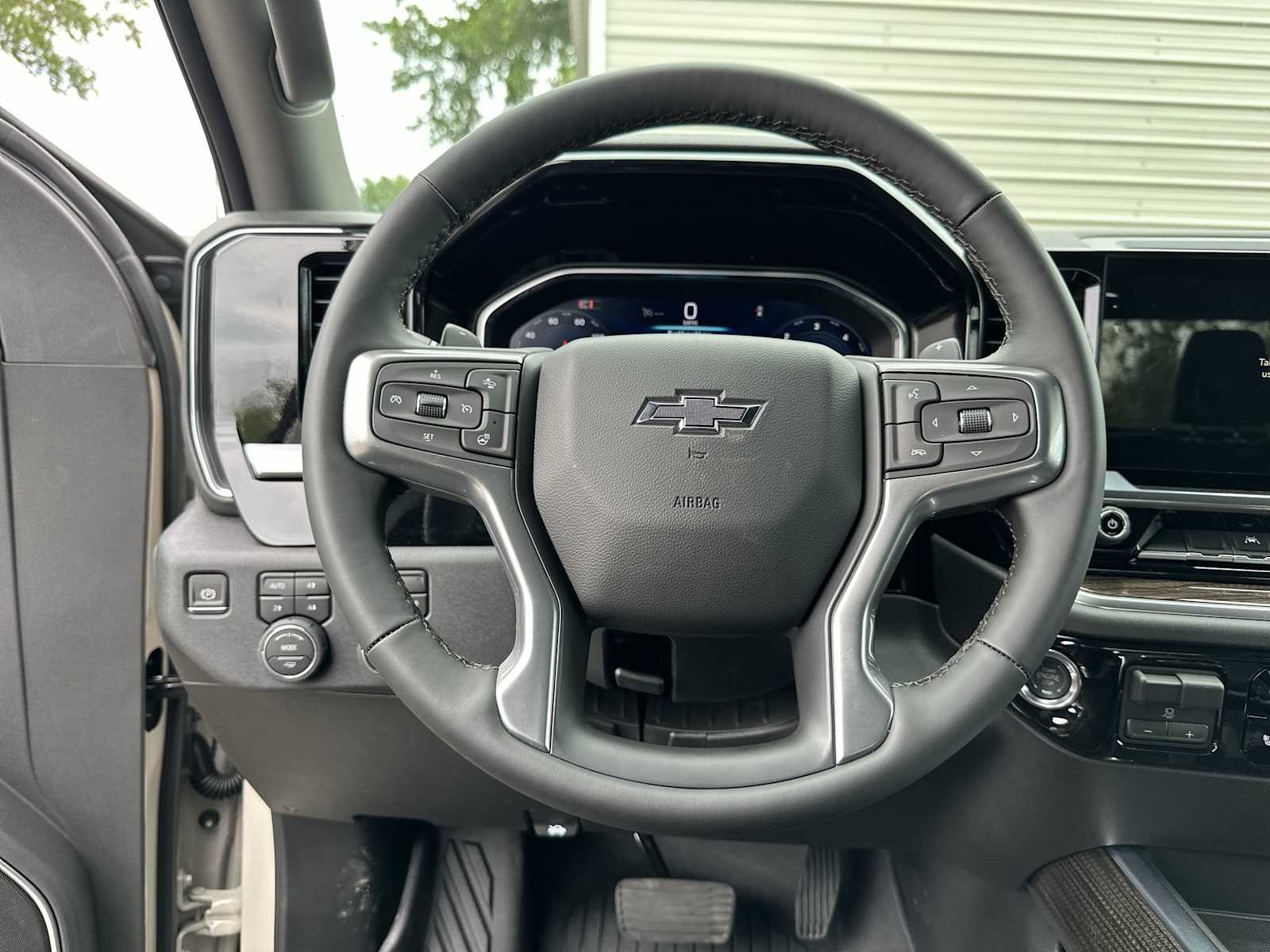 Thumbnail: 2026 Chevrolet Silverado 1500 - 21