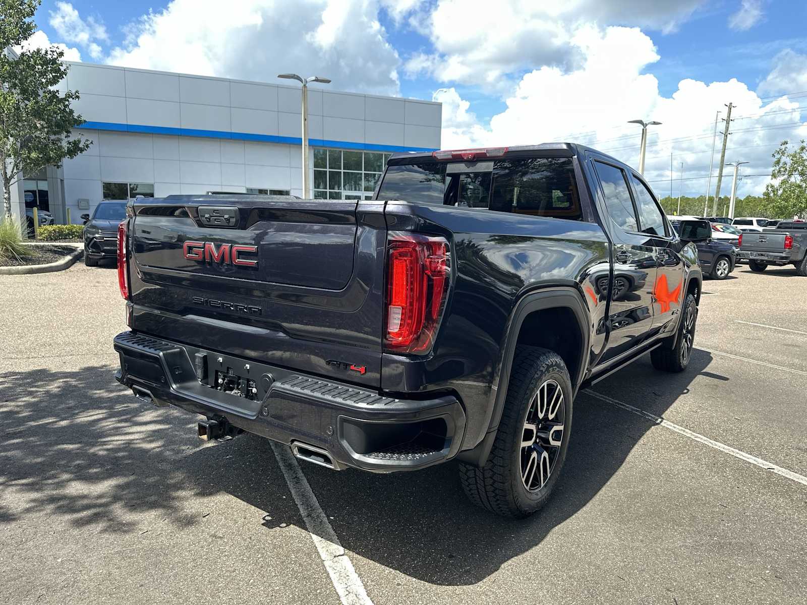 Thumbnail: 2023 GMC Sierra 1500 - 6