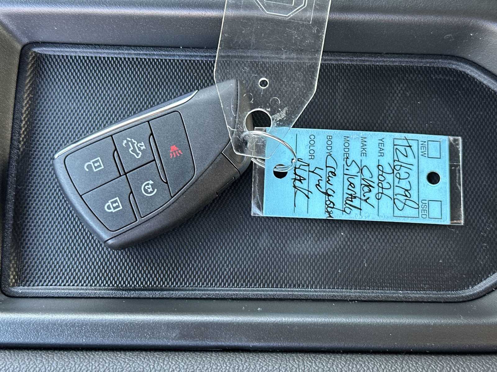 Thumbnail: 2026 Chevrolet Silverado 1500 - 26