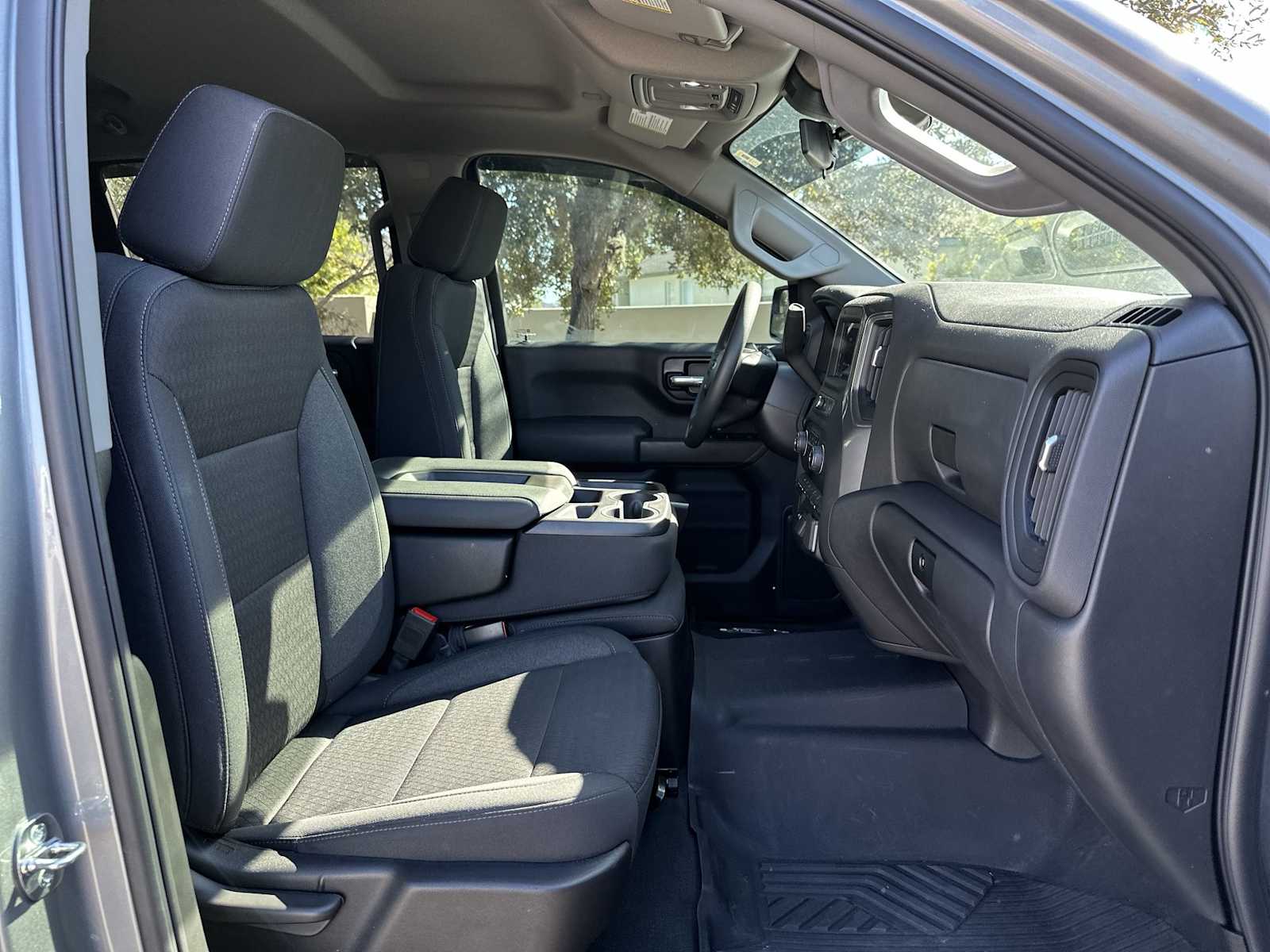 Thumbnail: 2024 Chevrolet Silverado 1500 - 33