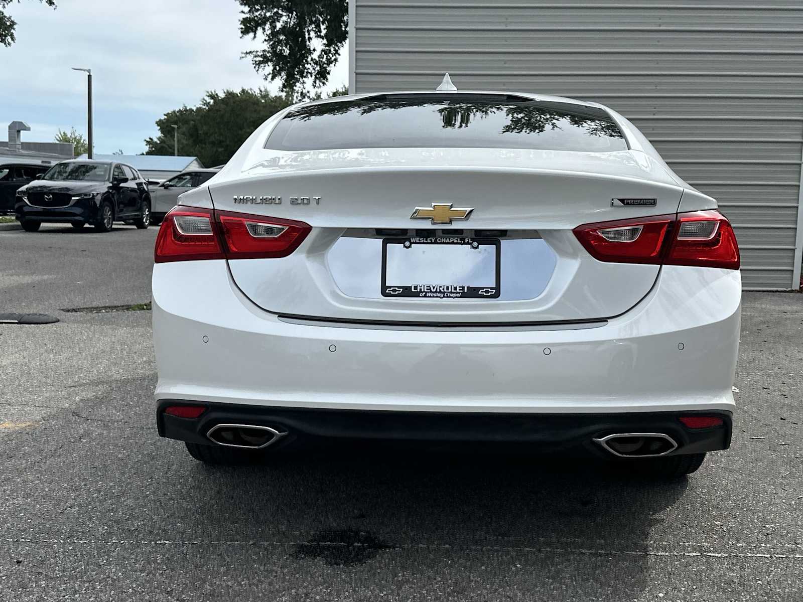 Thumbnail: 2017 Chevrolet Malibu - 5