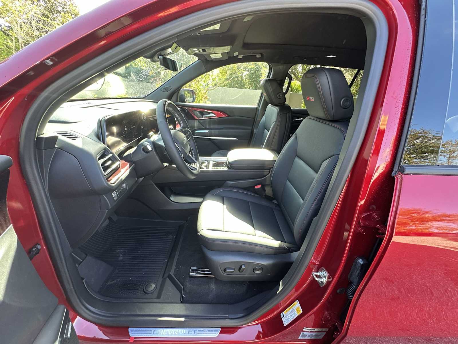 Thumbnail: 2026 Chevrolet Traverse - 2