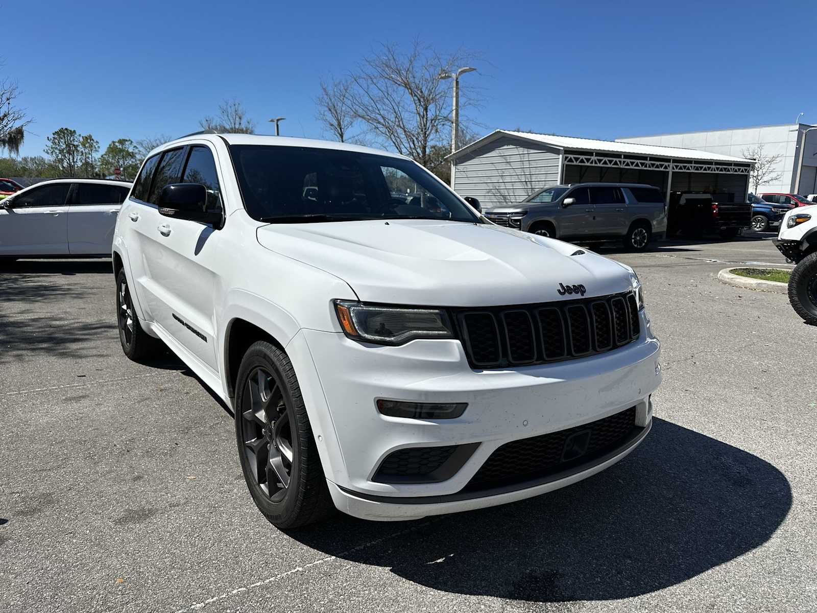 Thumbnail: 2020 Jeep Grand Cherokee - 8