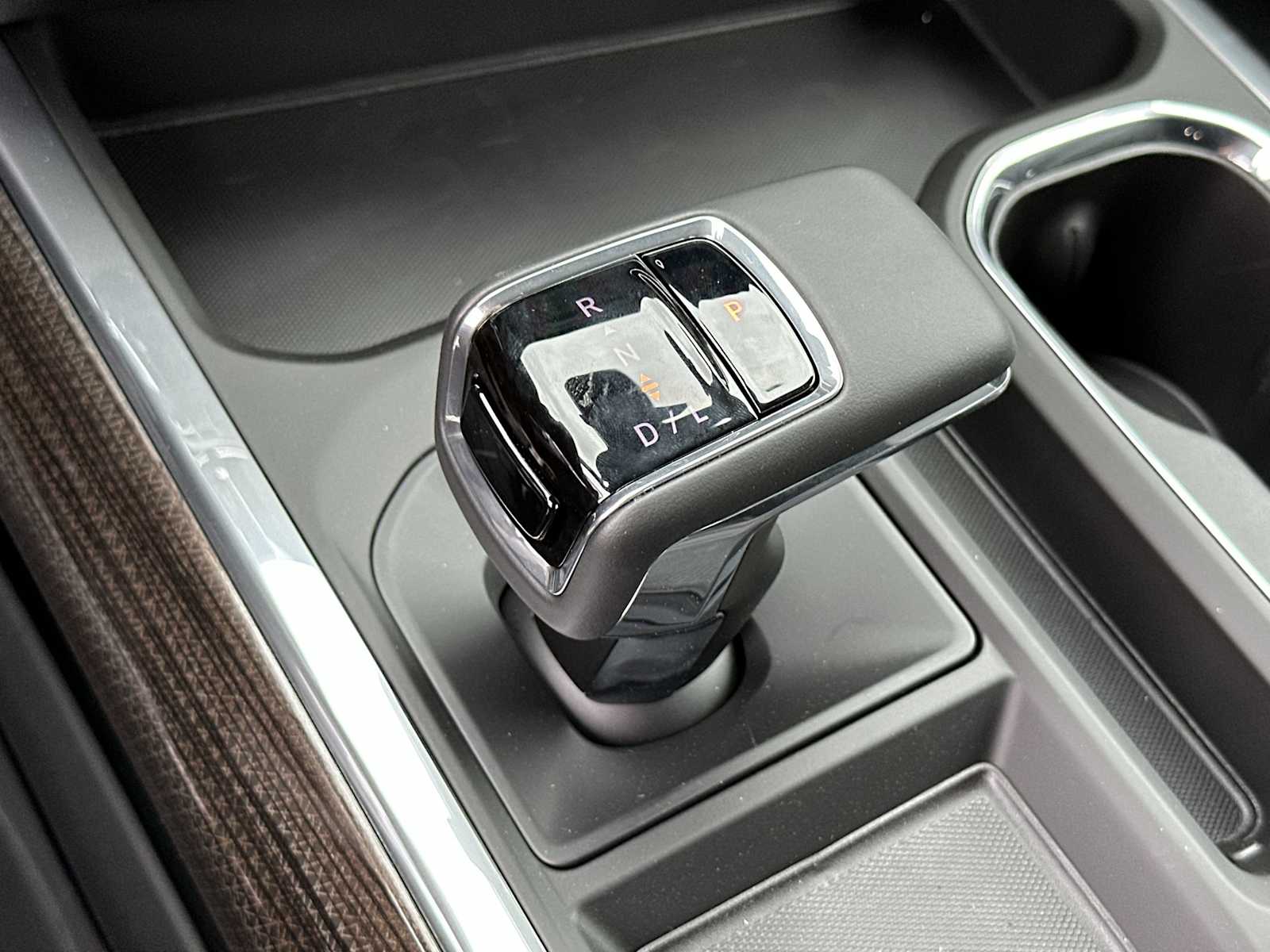 Thumbnail: 2026 Chevrolet Silverado 1500 - 23