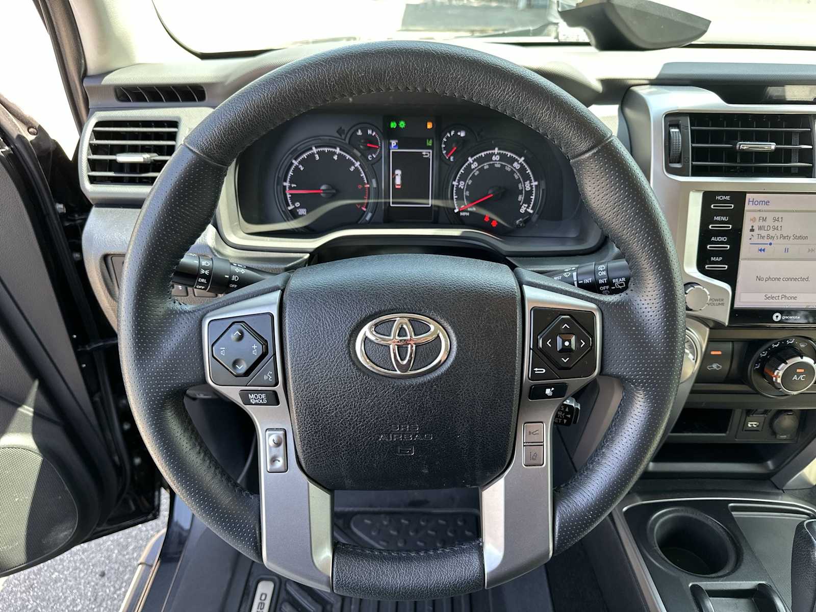 Thumbnail: 2020 Toyota 4Runner - 21