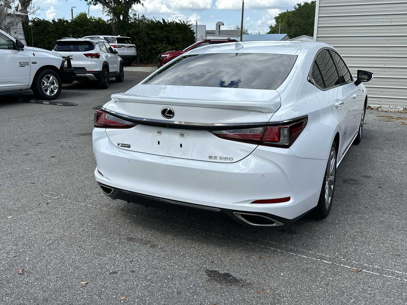 Thumbnail: 2019 Lexus ES - 6
