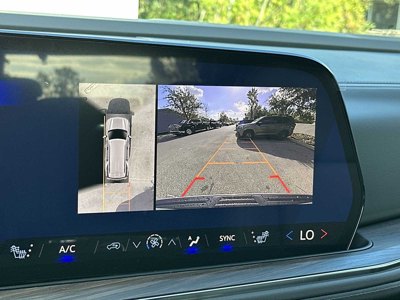 Thumbnail: 2026 Chevrolet Tahoe - 22