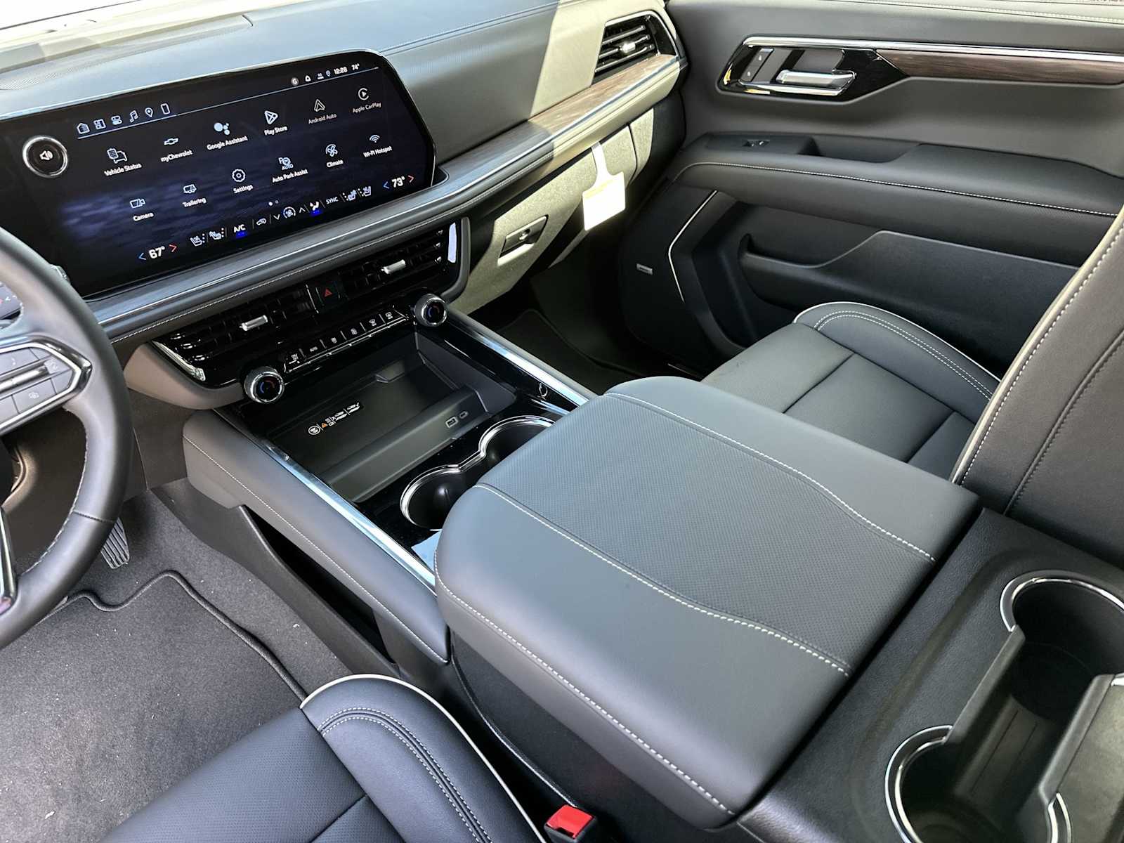 Thumbnail: 2026 Chevrolet Tahoe - 22