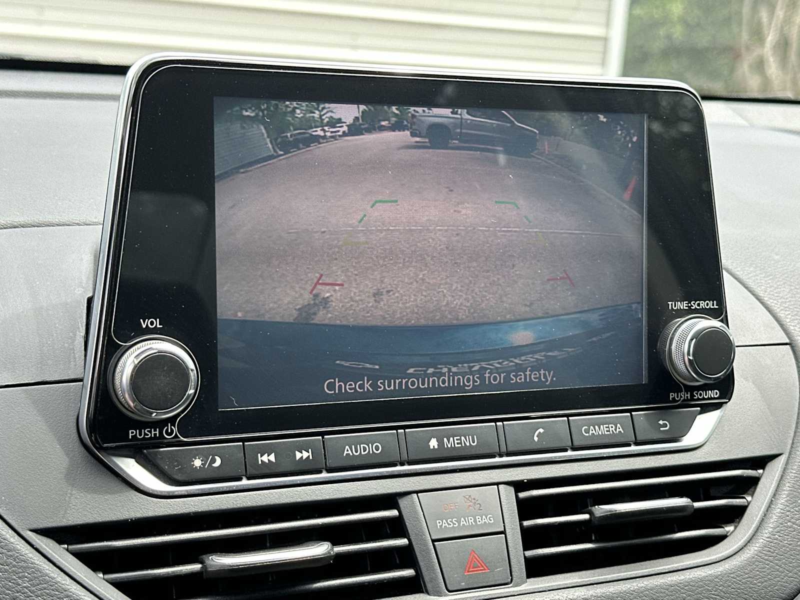 Thumbnail: 2019 Nissan Altima - 23