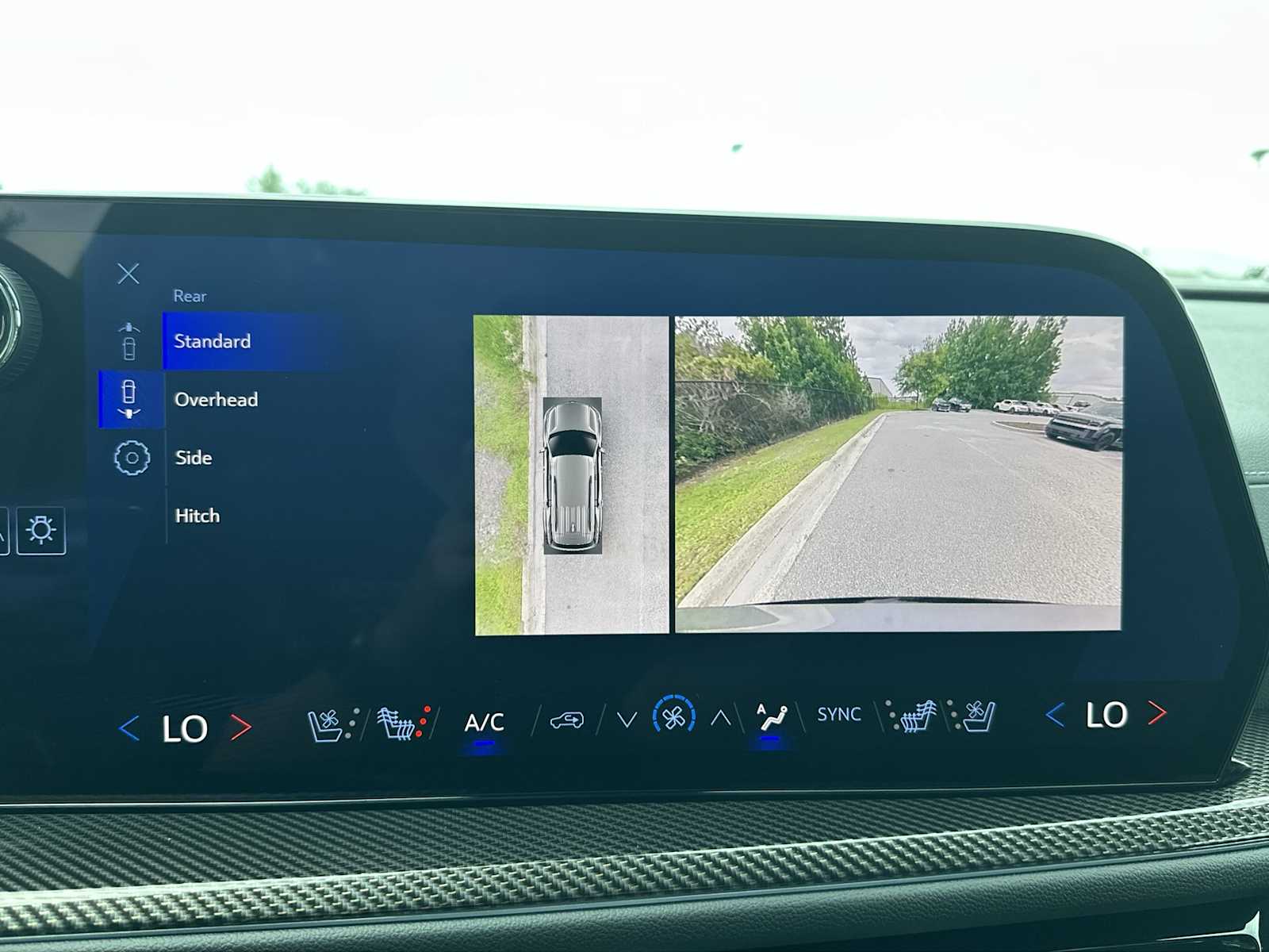 Thumbnail: 2025 Chevrolet Traverse - 22