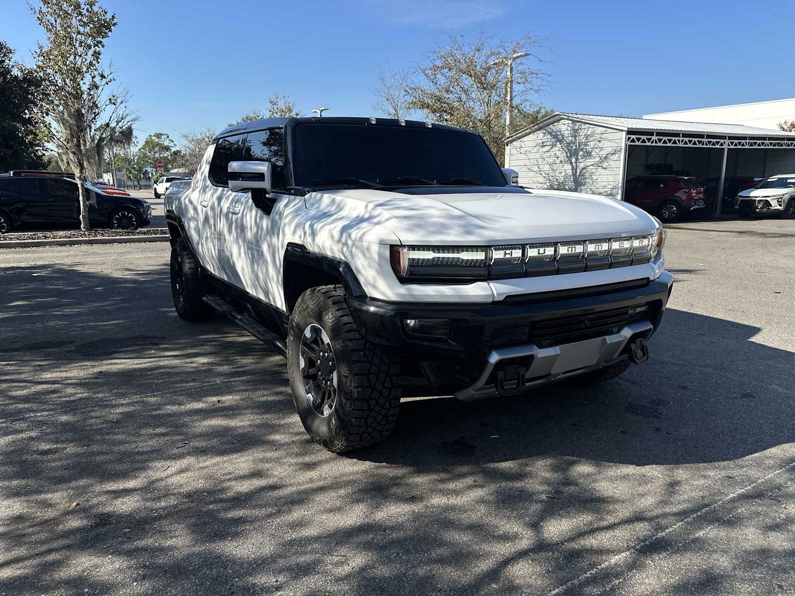 Thumbnail: 2025 GMC Hummer EV - 8