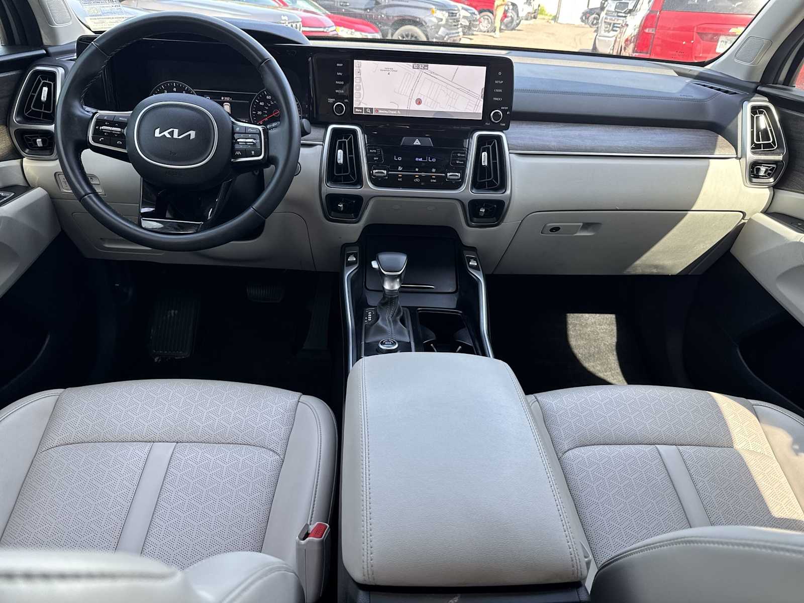 2023 Kia Sorento EX 19