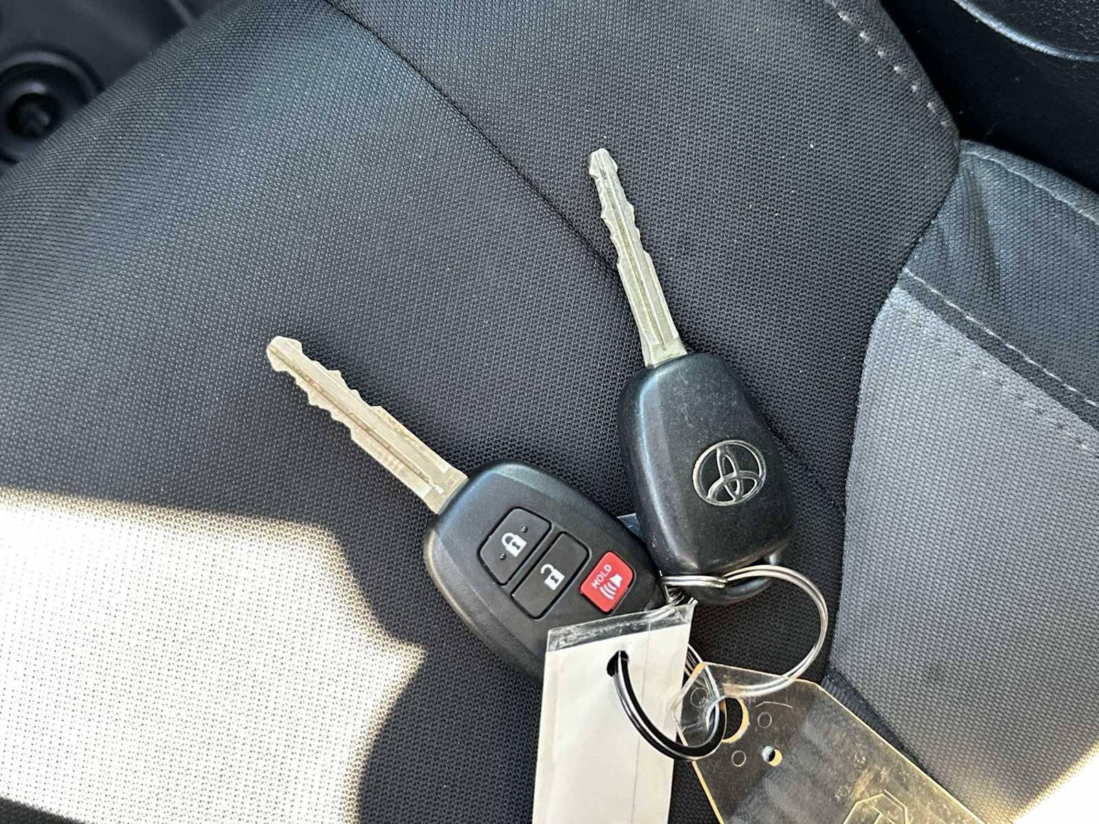 Thumbnail: 2019 Toyota Tundra - 22