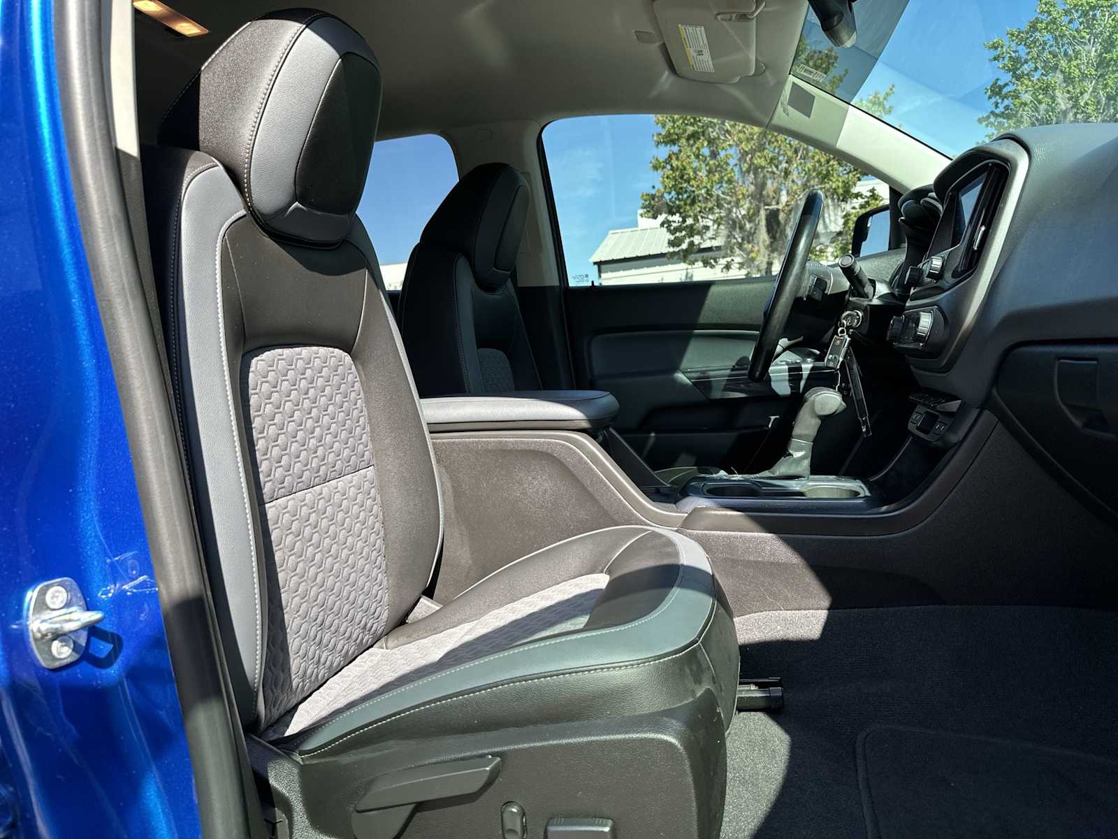 Thumbnail: 2019 Chevrolet Colorado - 19
