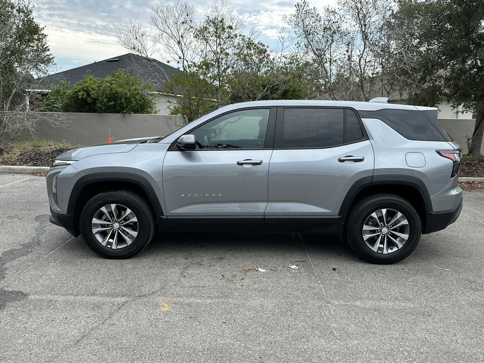 Thumbnail: 2026 Chevrolet Equinox - 3
